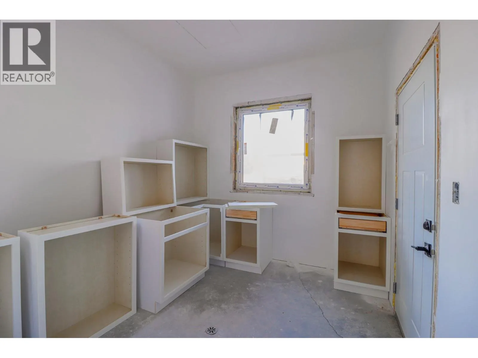 113 CORRAL Boulevard