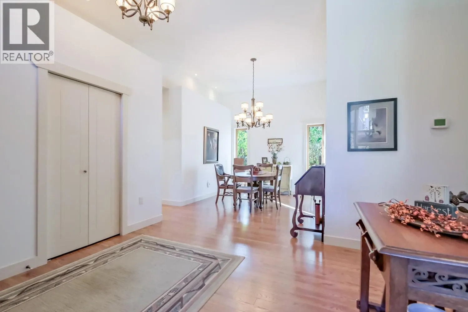 6709 VICTORIA Road S Unit# 6