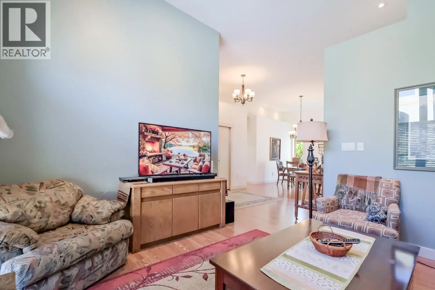 6709 VICTORIA Road S Unit# 6