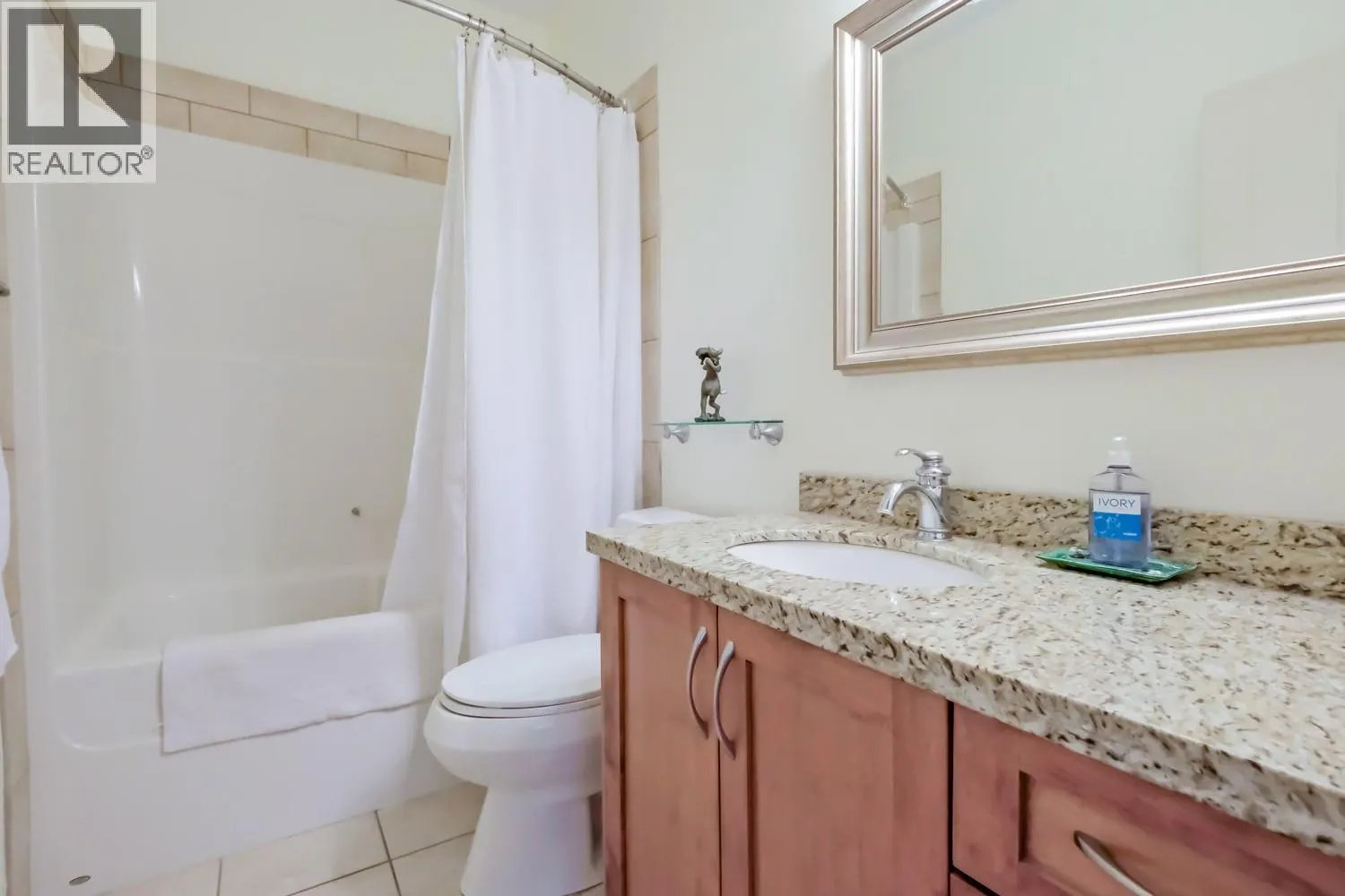 6709 VICTORIA Road S Unit# 6