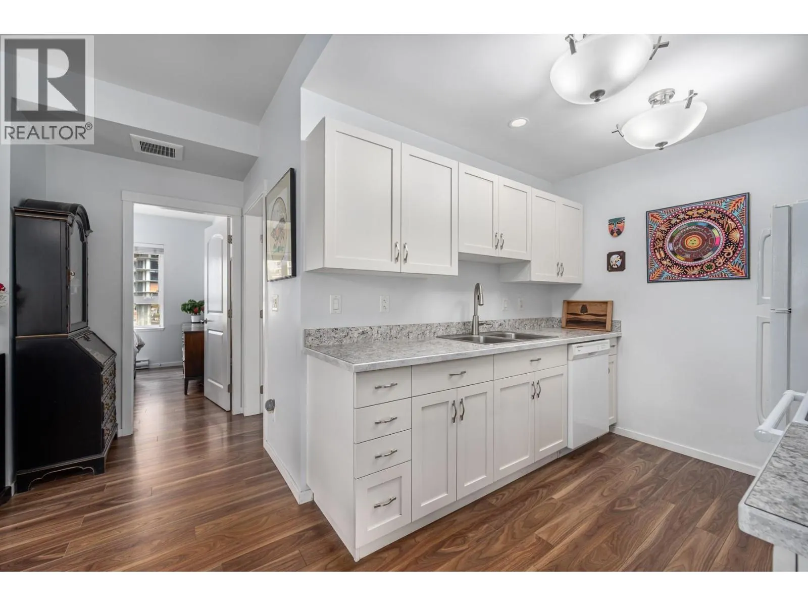 429 St Paul Street Unit# 511