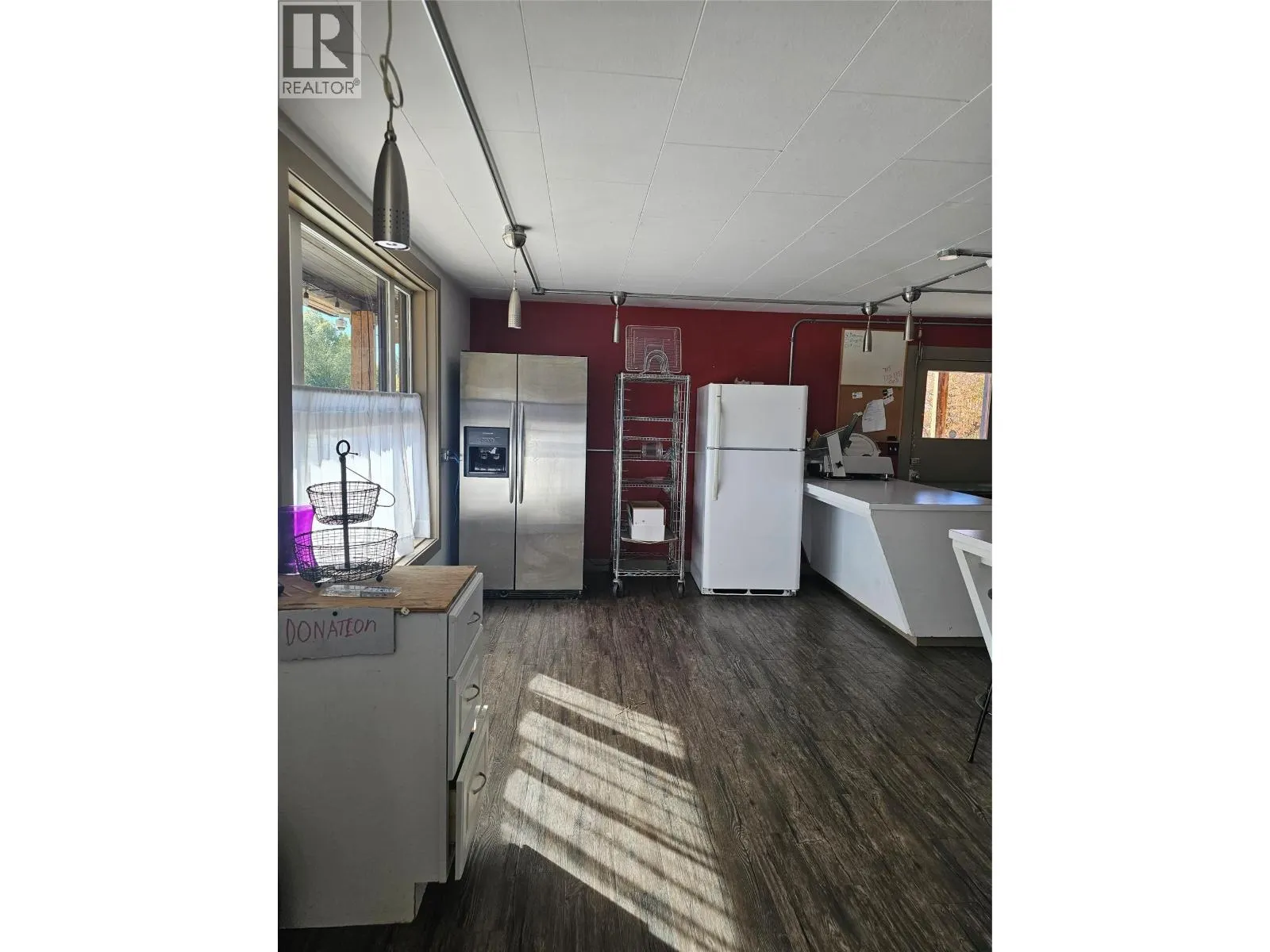 5854 33 Highway