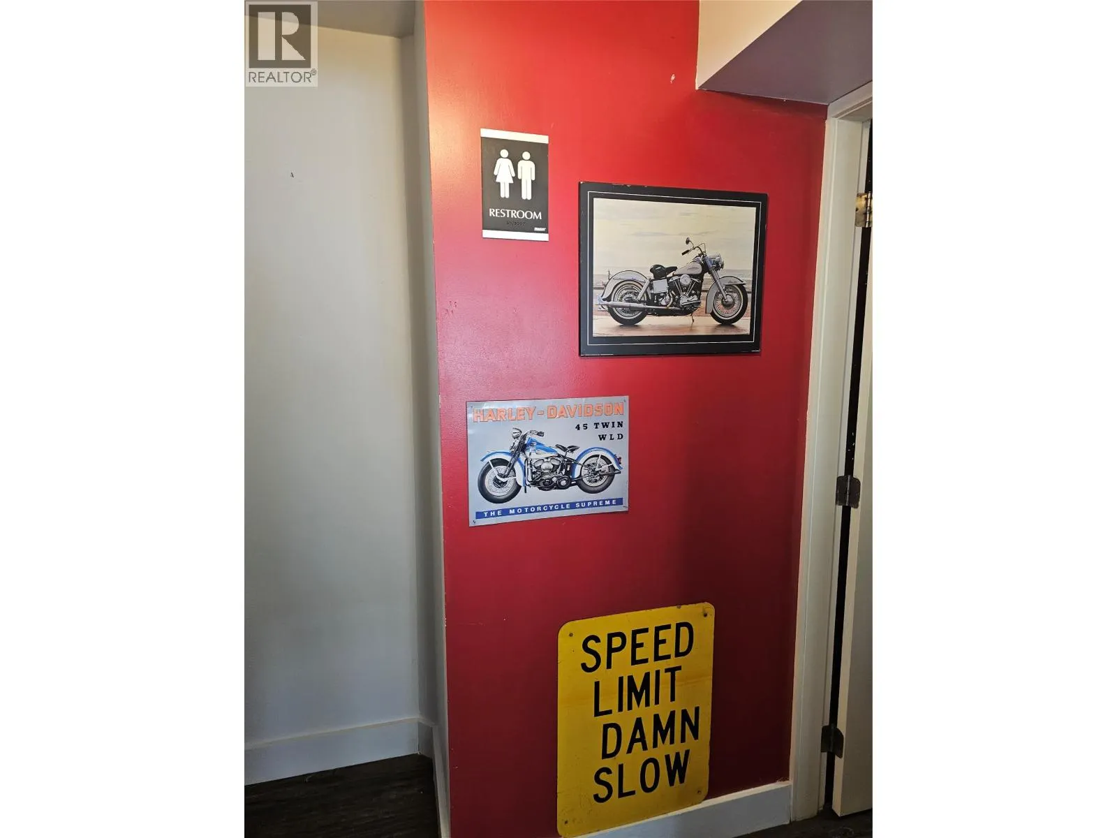 5854 33 Highway
