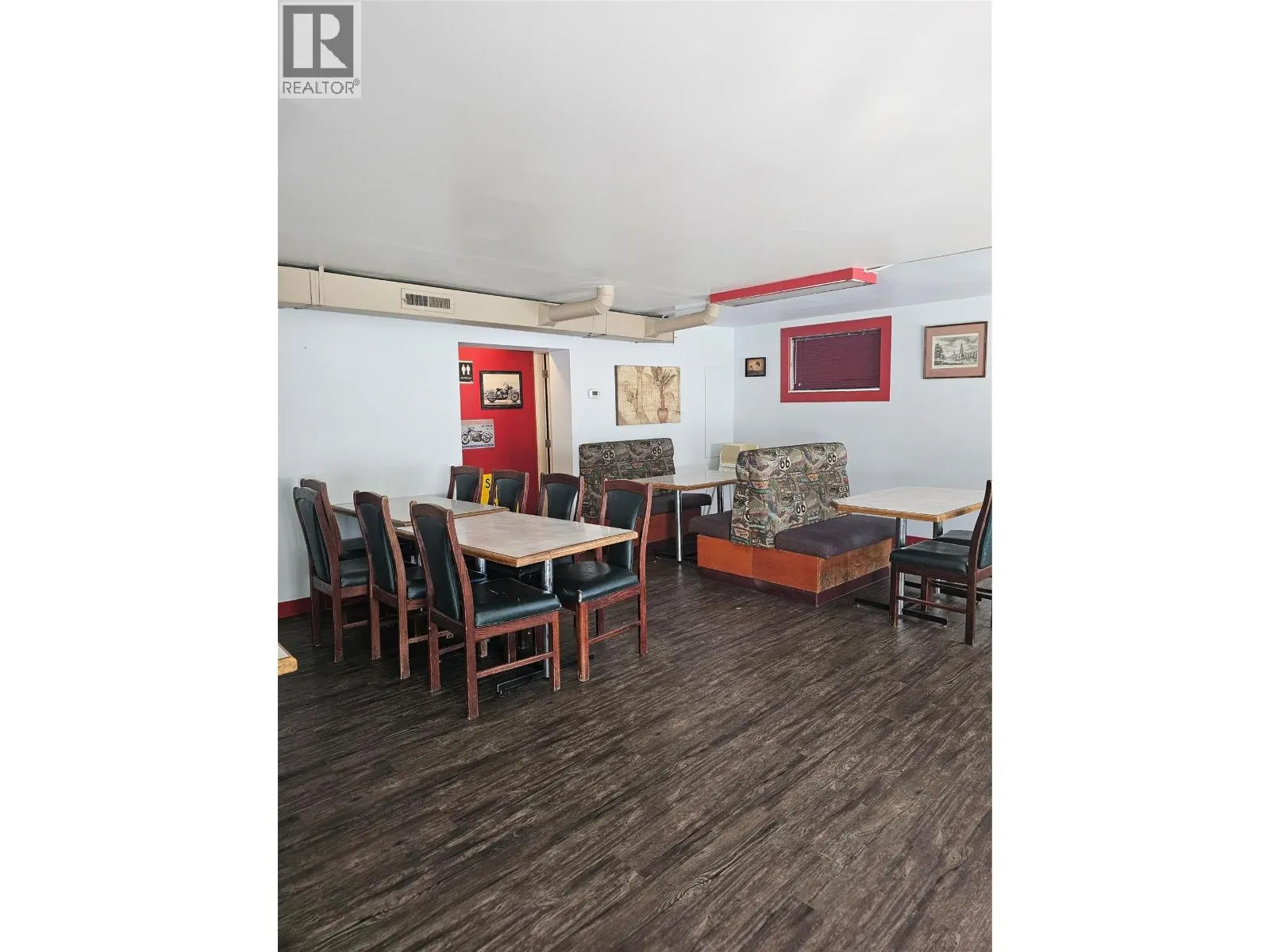 5854 33 Highway