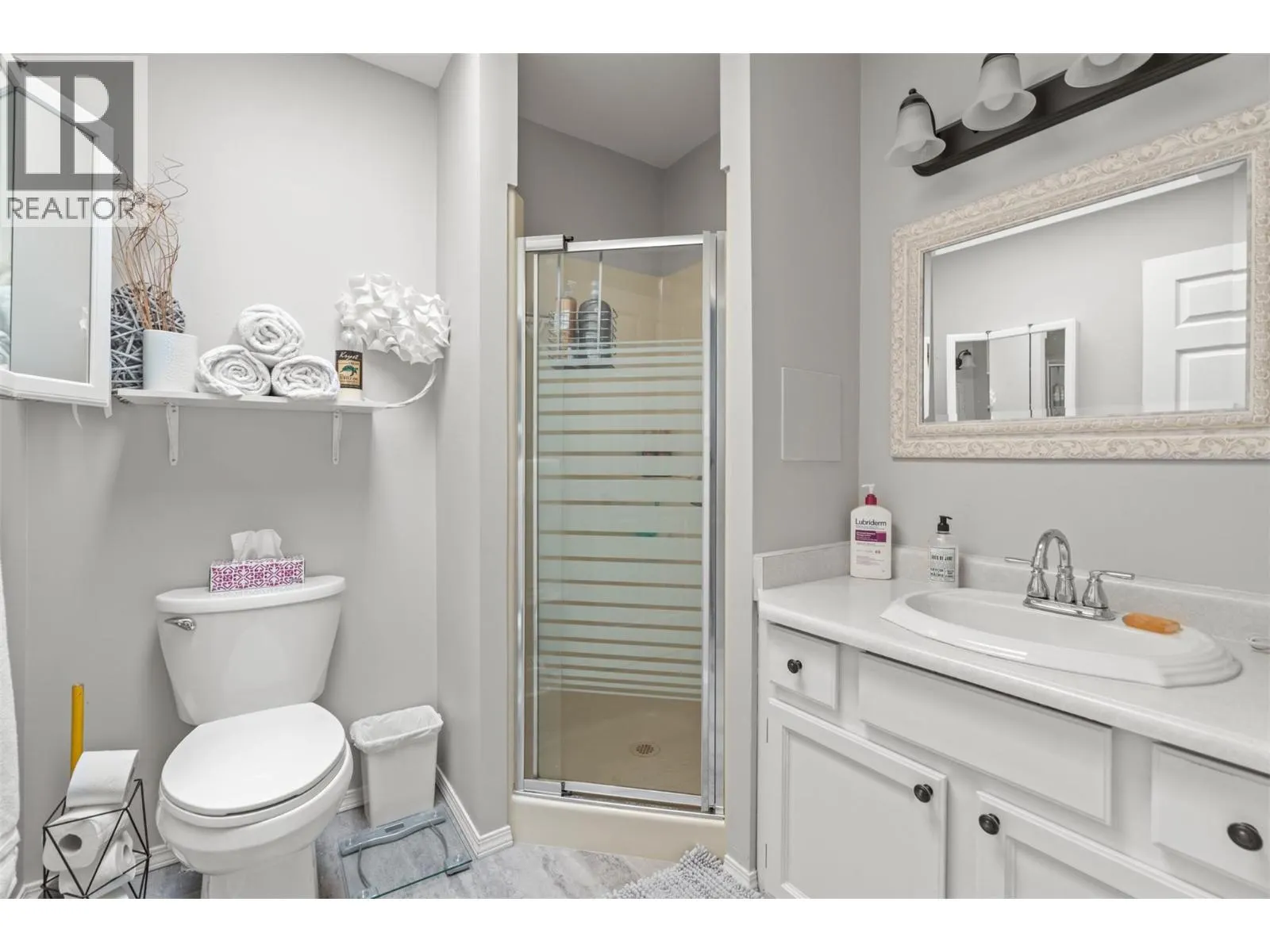 1038 11 Avenue Unit# 6