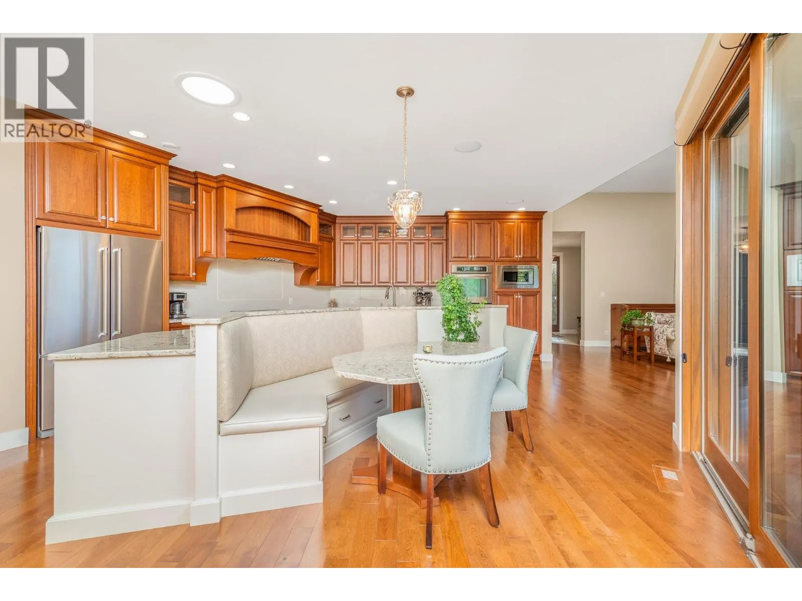 1108 Lambert Lane