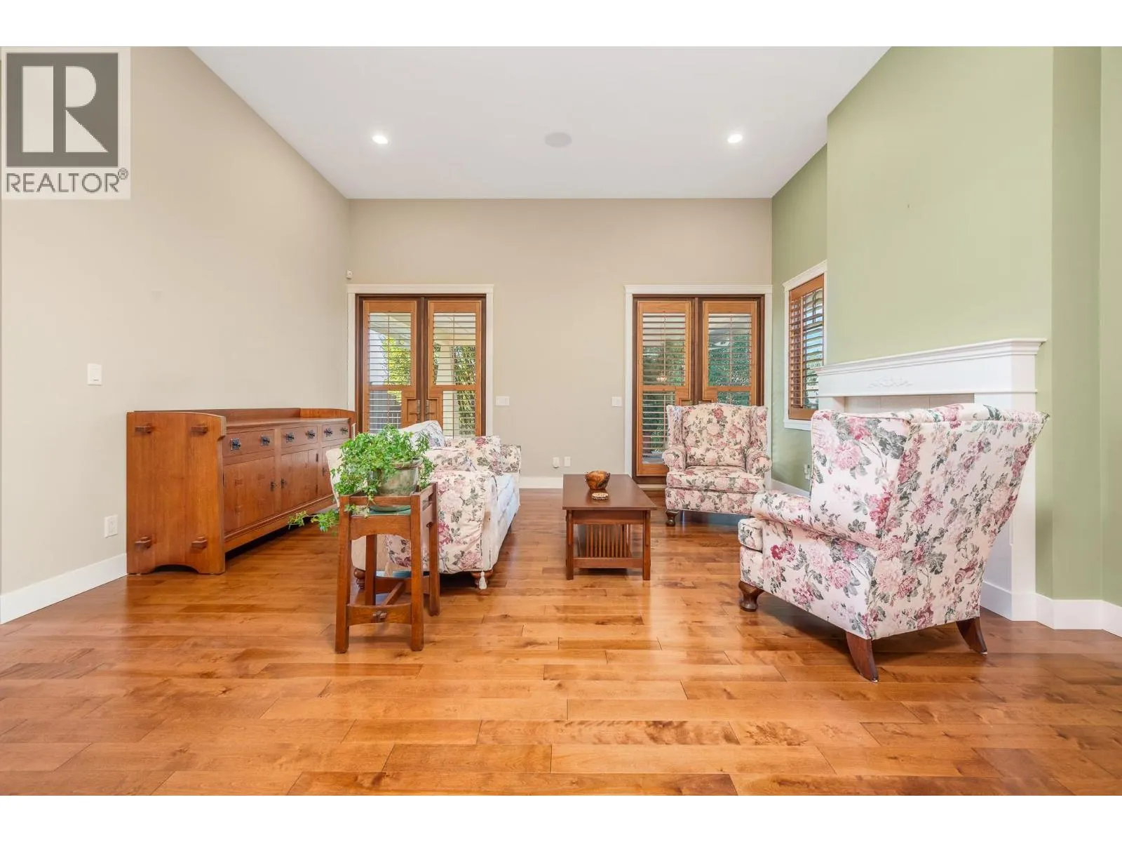 1108 Lambert Lane