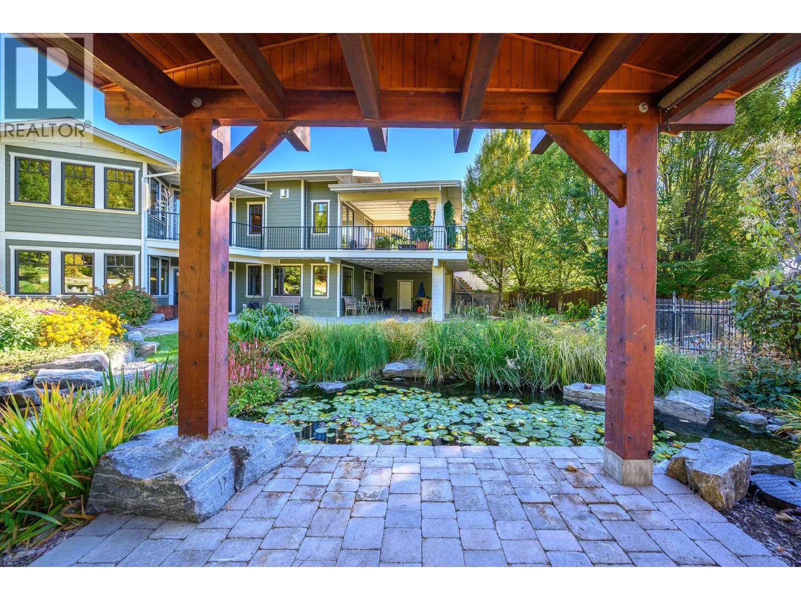1108 Lambert Lane