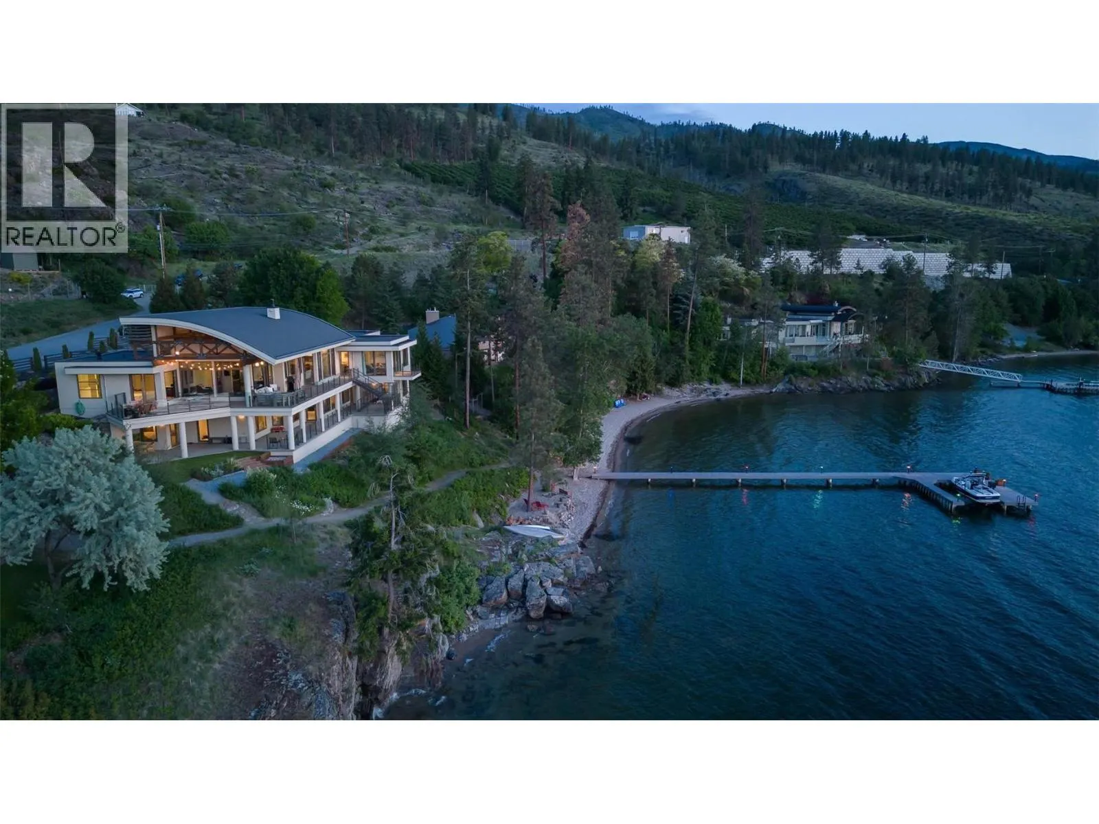 5560 Lakeshore Road