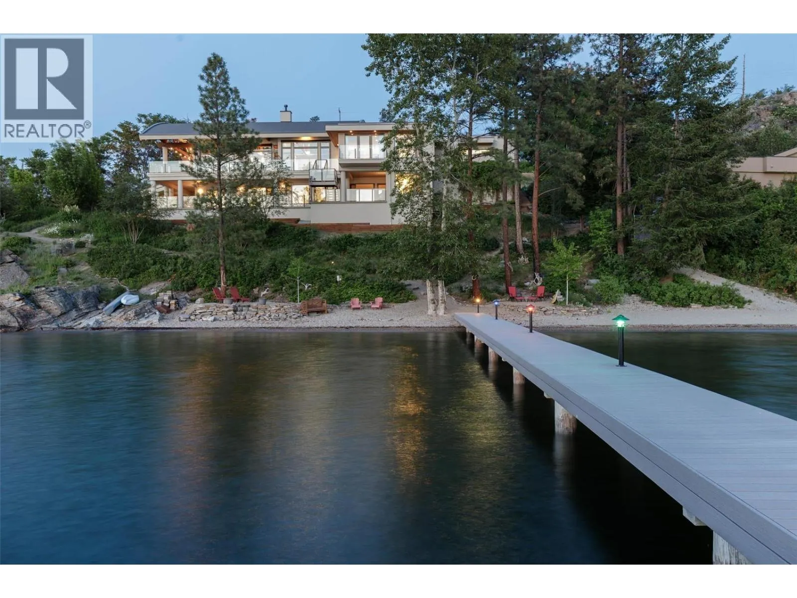 5560 Lakeshore Road