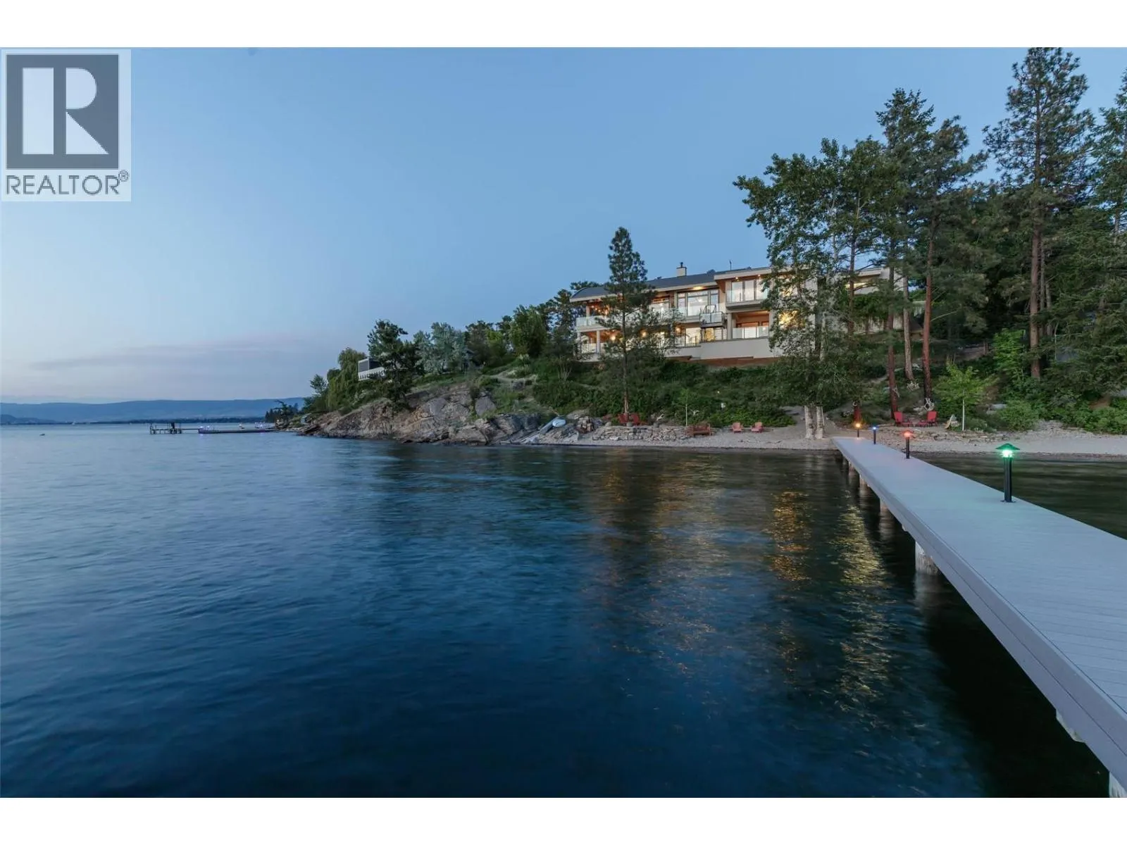 5560 Lakeshore Road