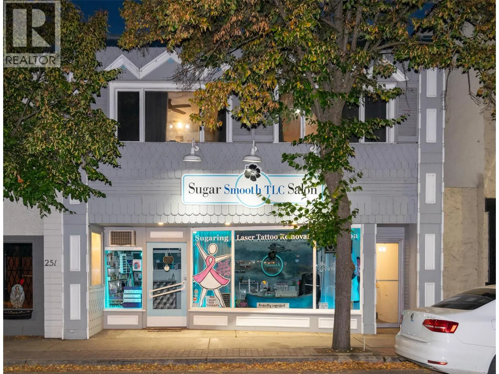 261 Alexander Street NE