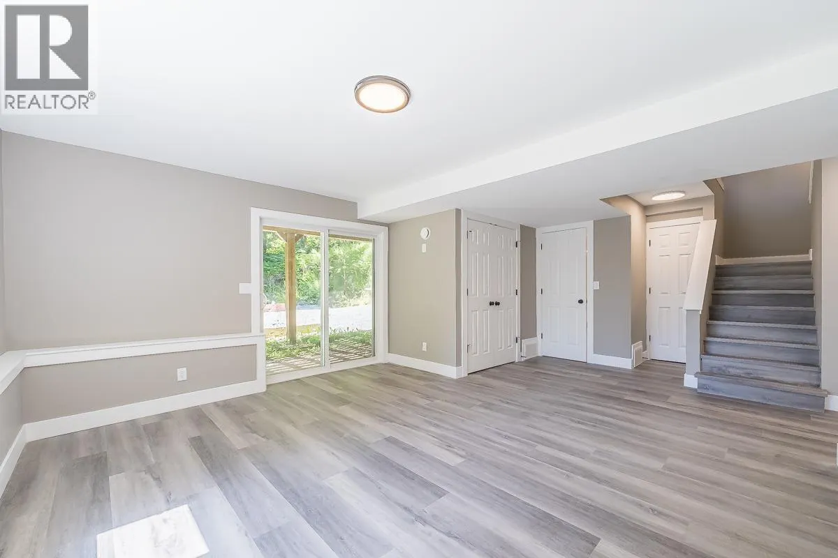 7430 Crowfoot Drive