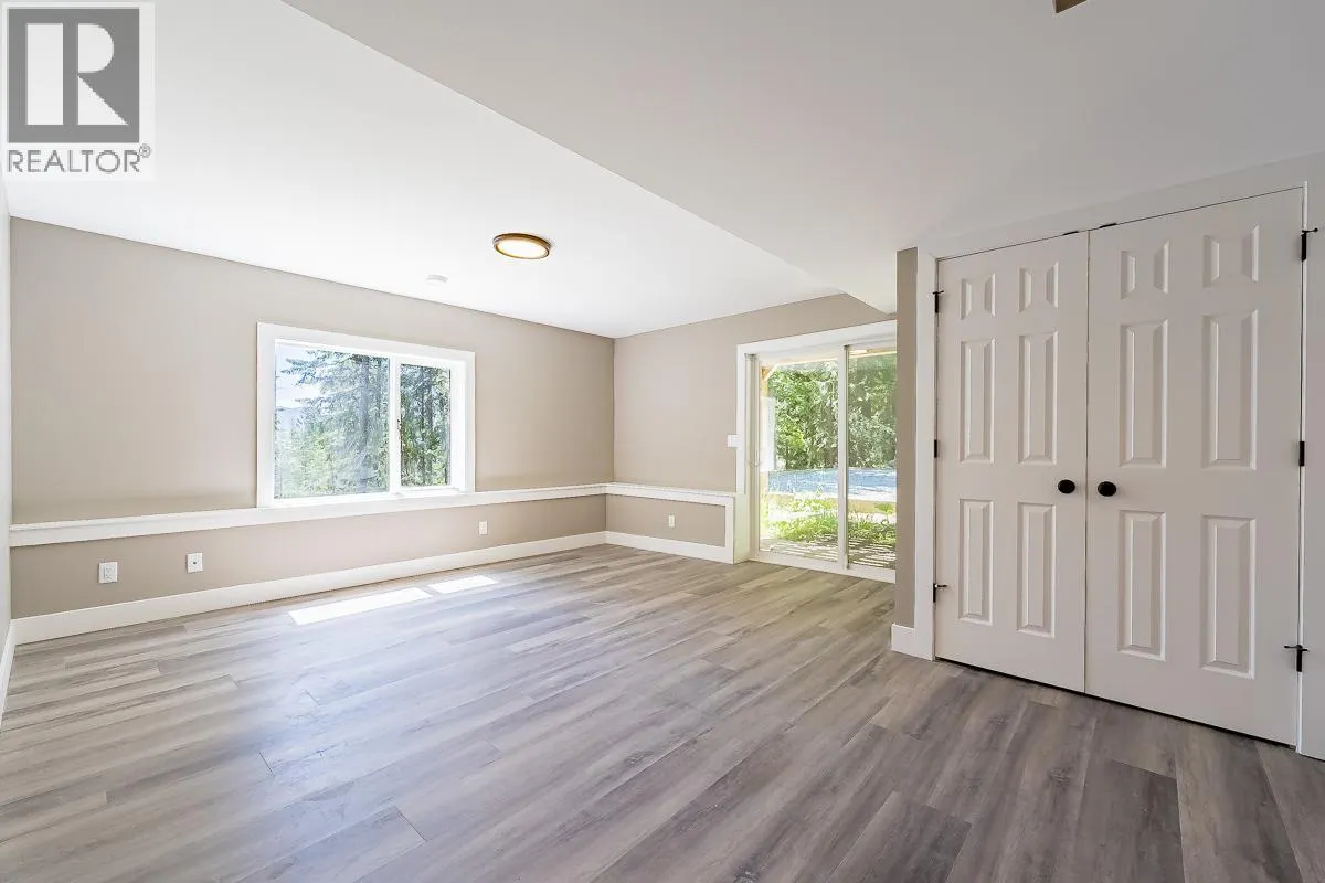 7430 Crowfoot Drive