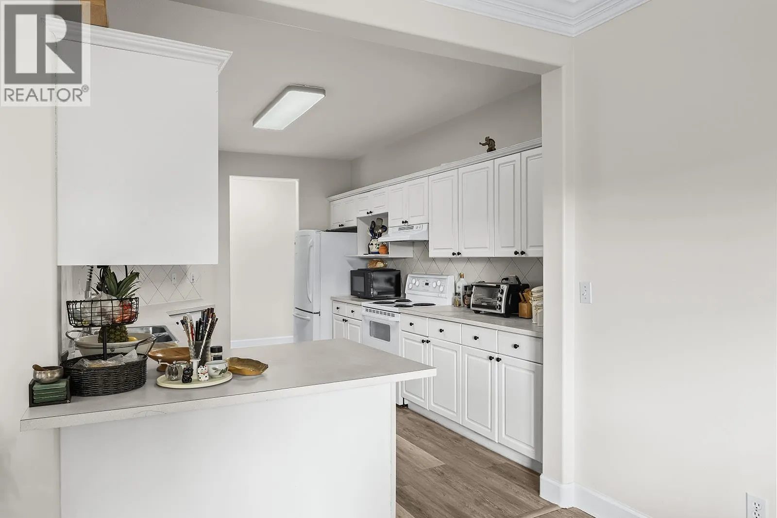 1940 Richter Street Unit# 203