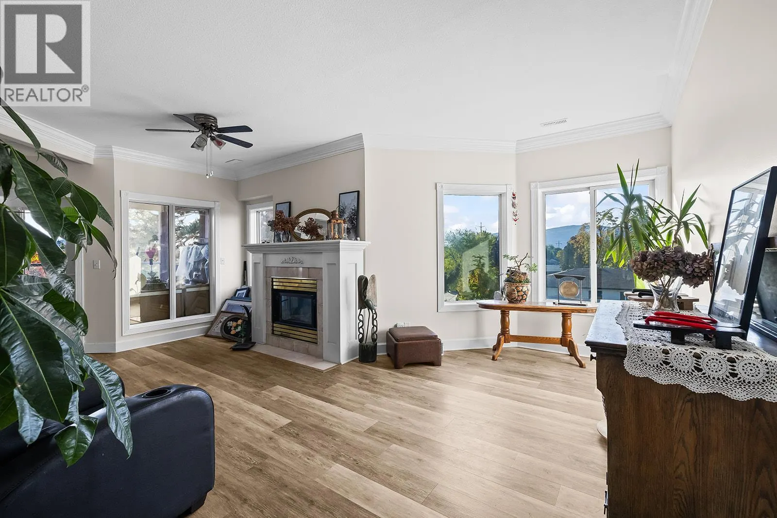 1940 Richter Street Unit# 203