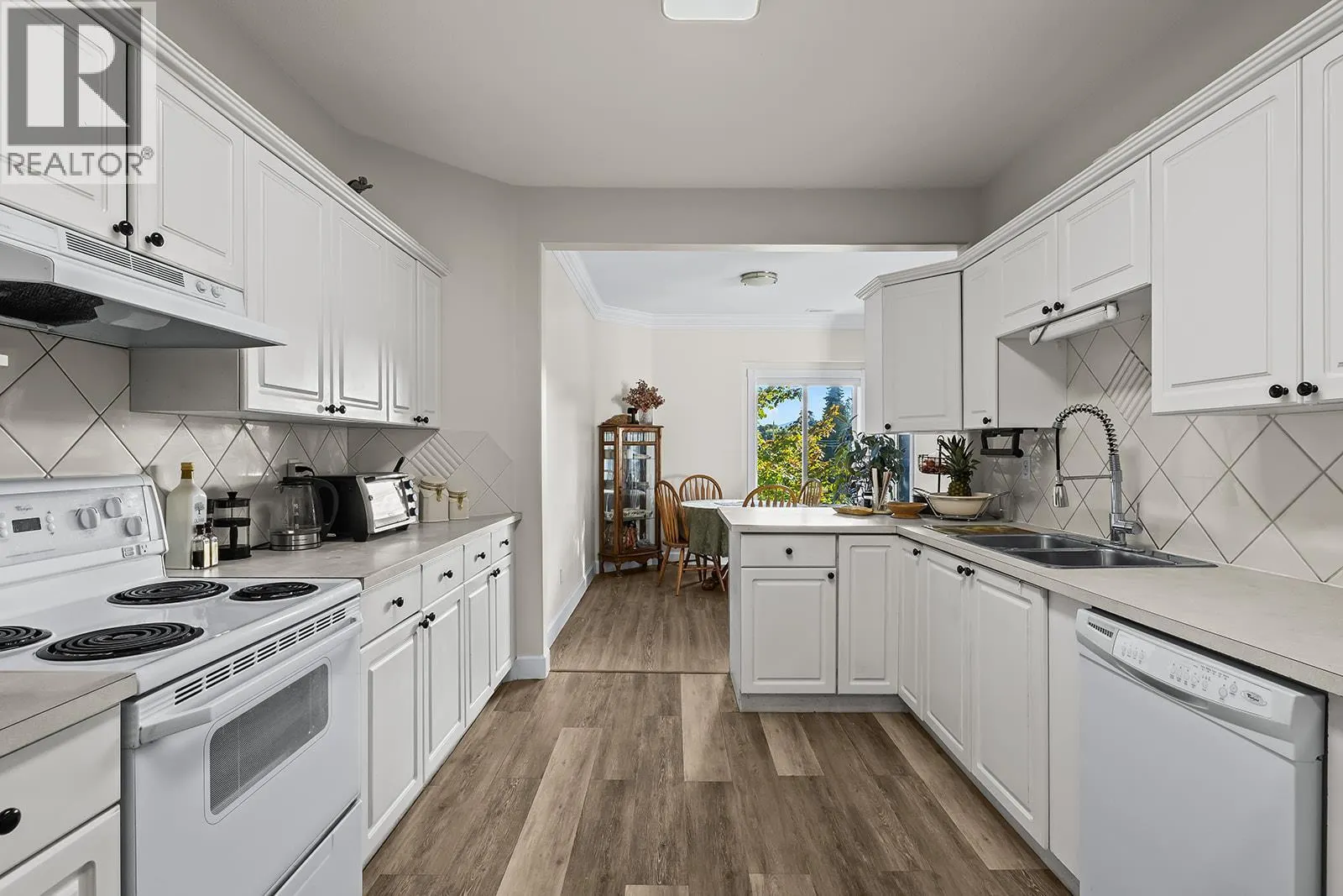 1940 Richter Street Unit# 203