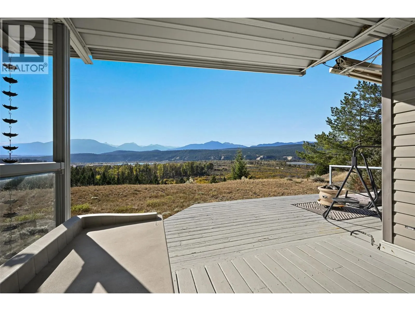 4877 LYNX Drive