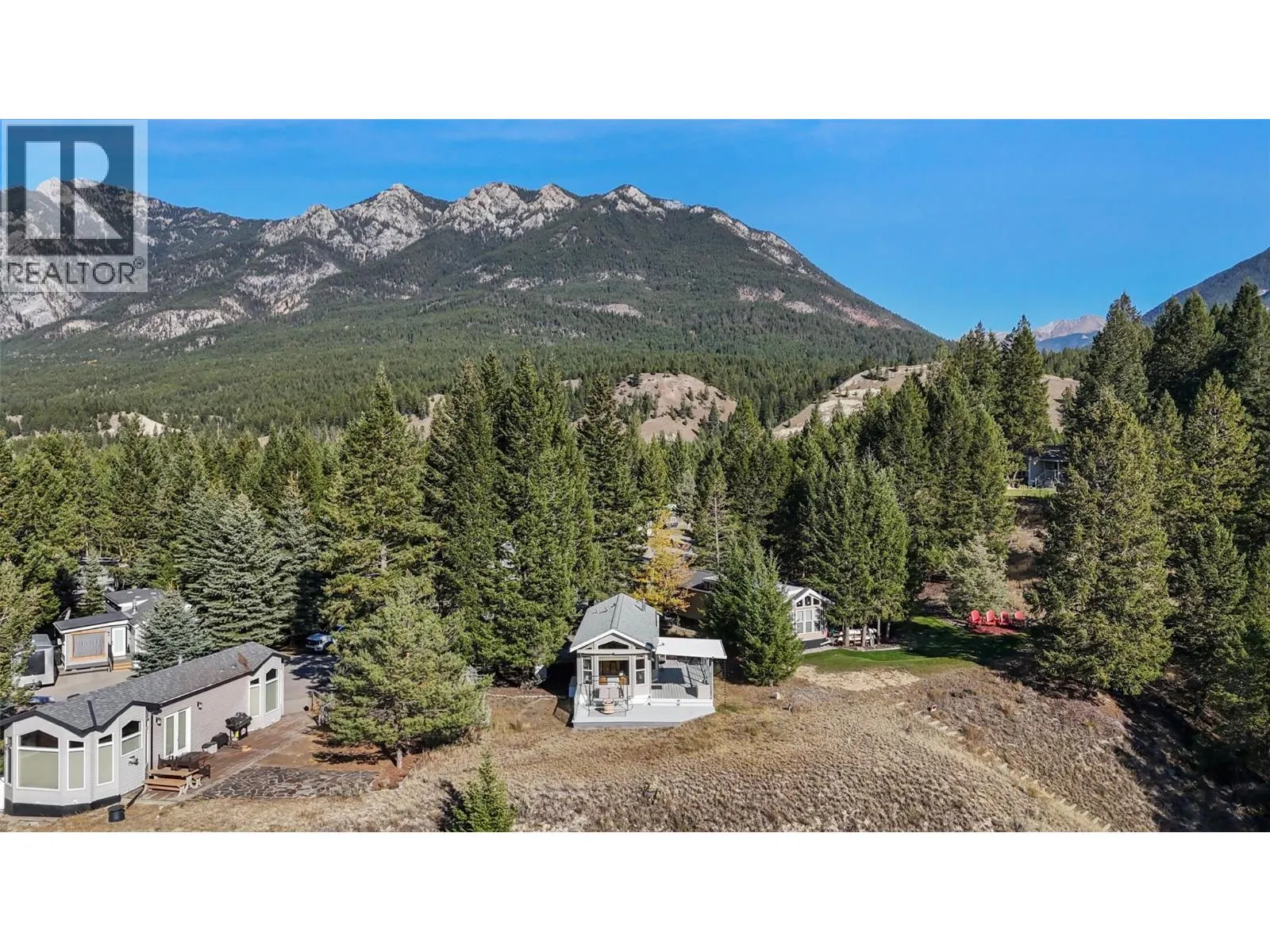 4877 LYNX Drive