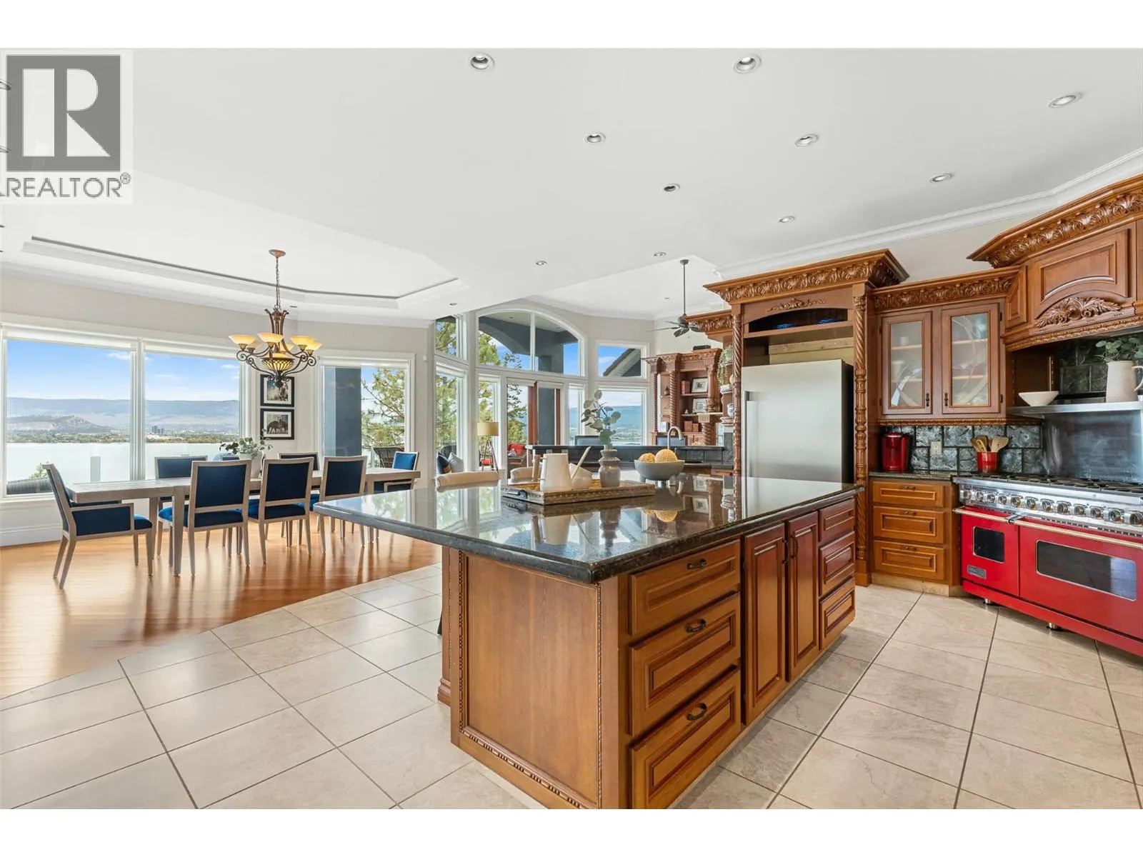 2543 Lucinde Road