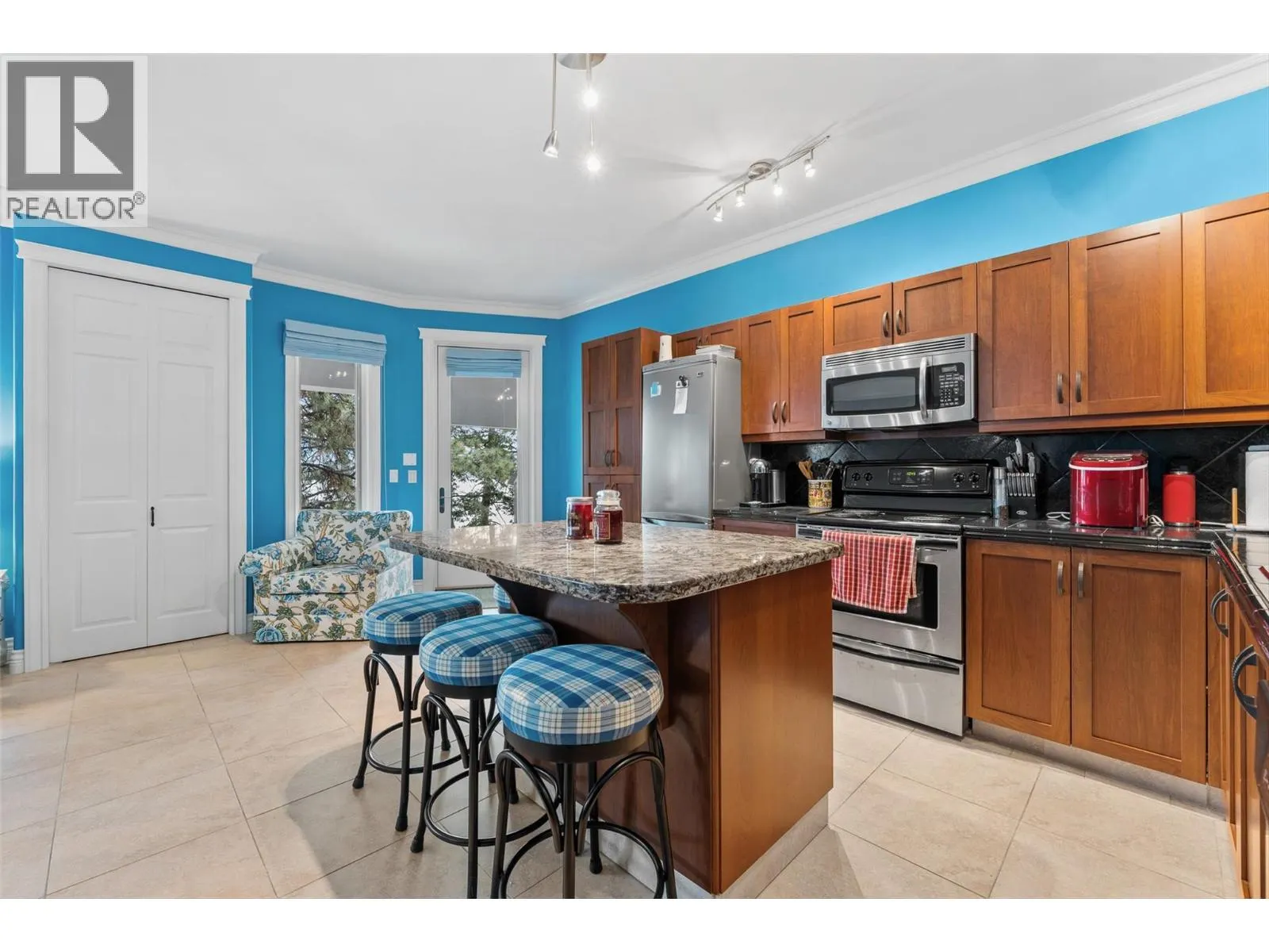 2543 Lucinde Road