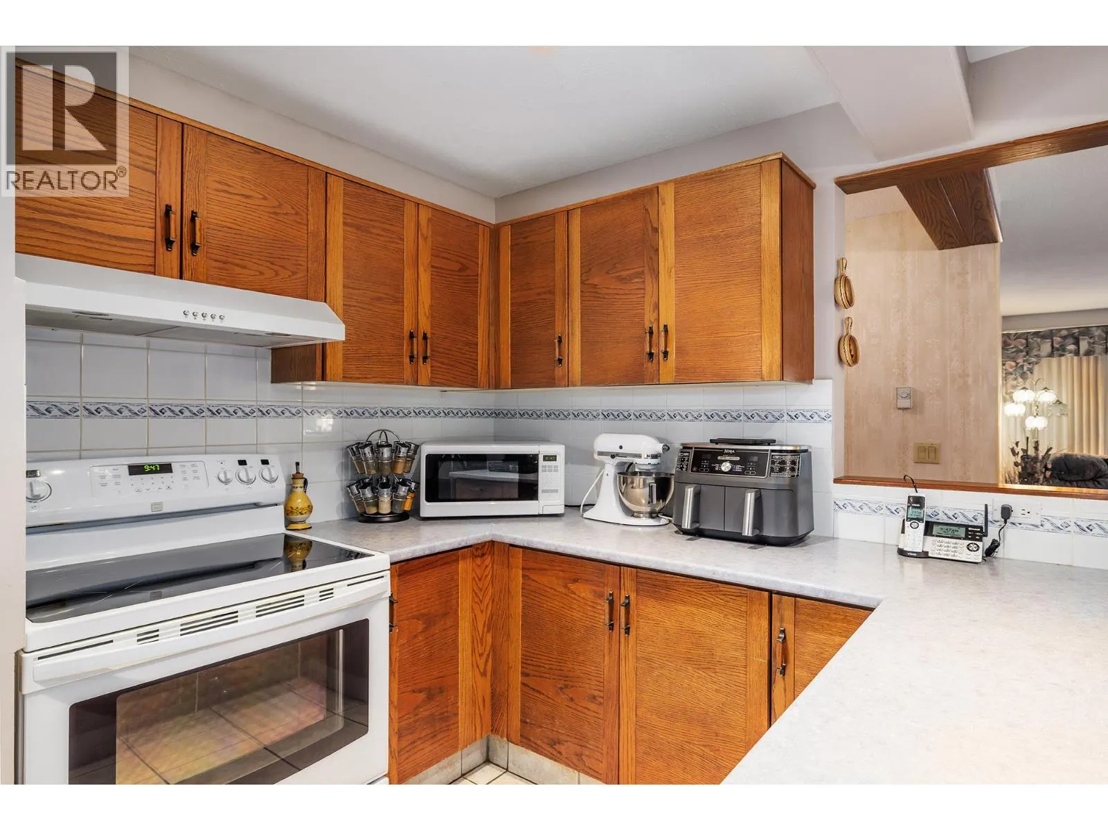 1075 Bernard Avenue Unit# 301