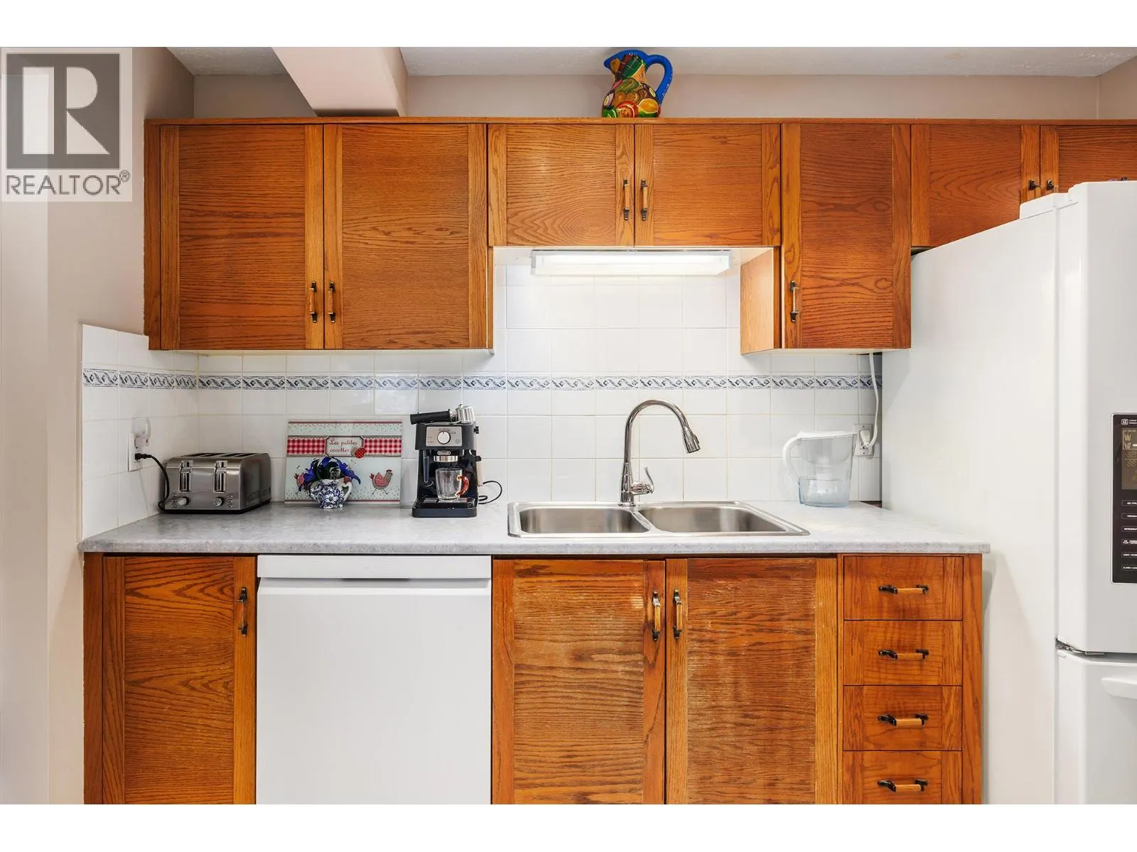 1075 Bernard Avenue Unit# 301