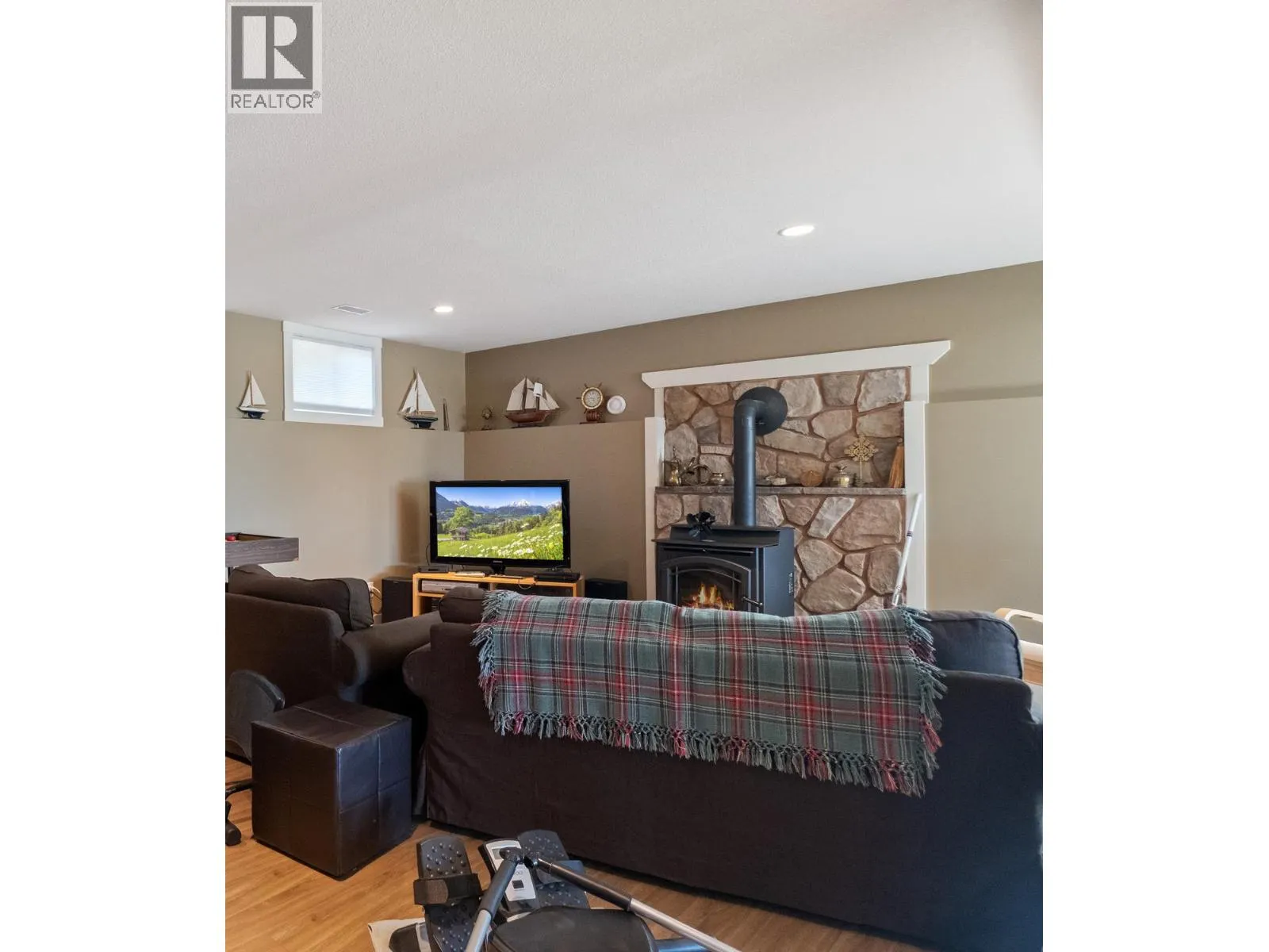 3769 Spiers Road