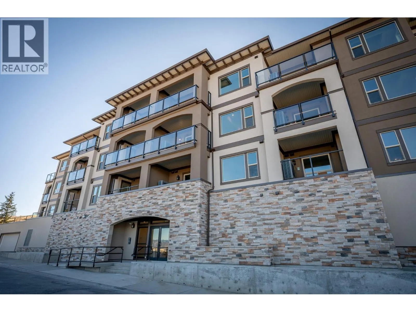 2171 Van Horne Drive Unit# 101