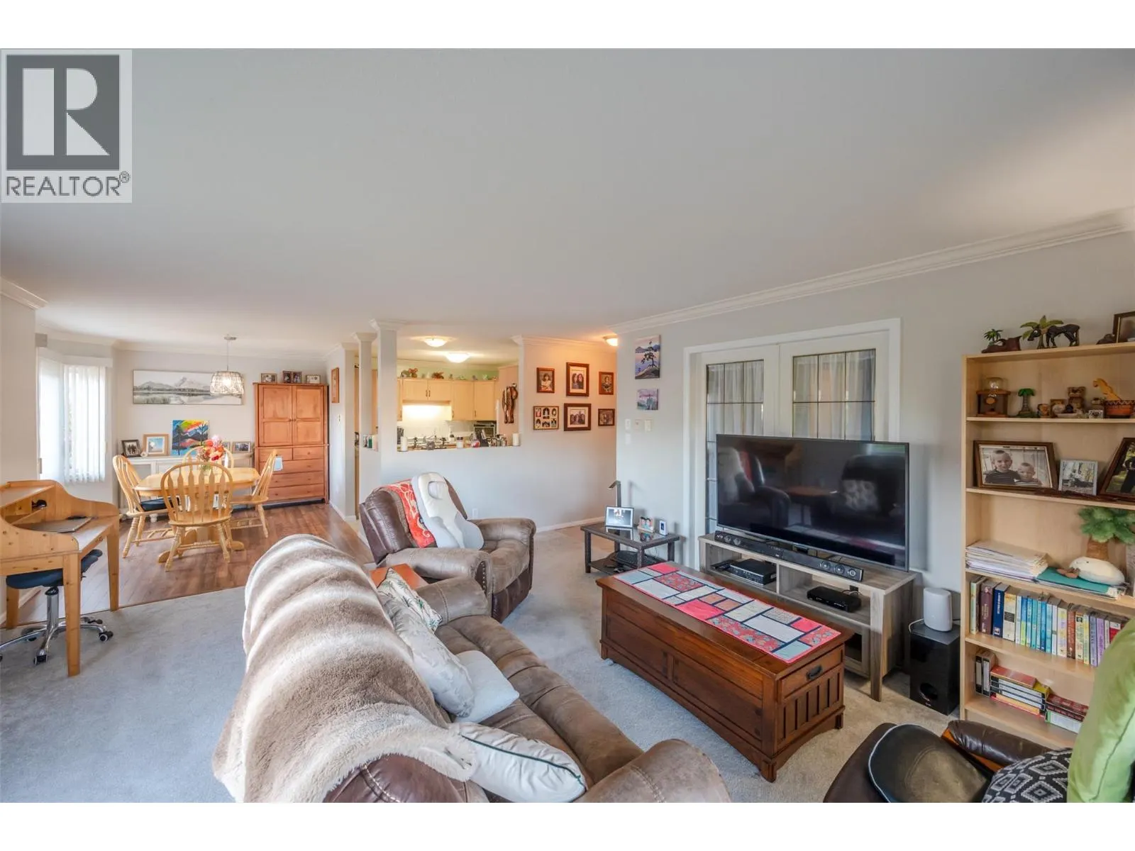8907 Pineo Court Unit# 108