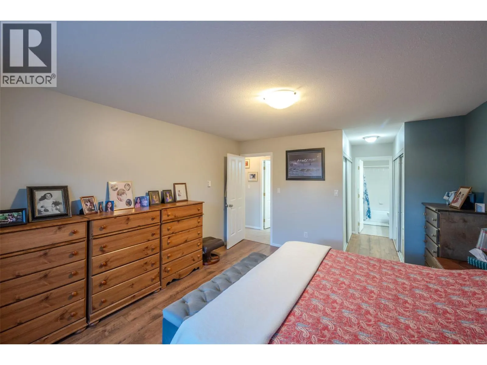8907 Pineo Court Unit# 108