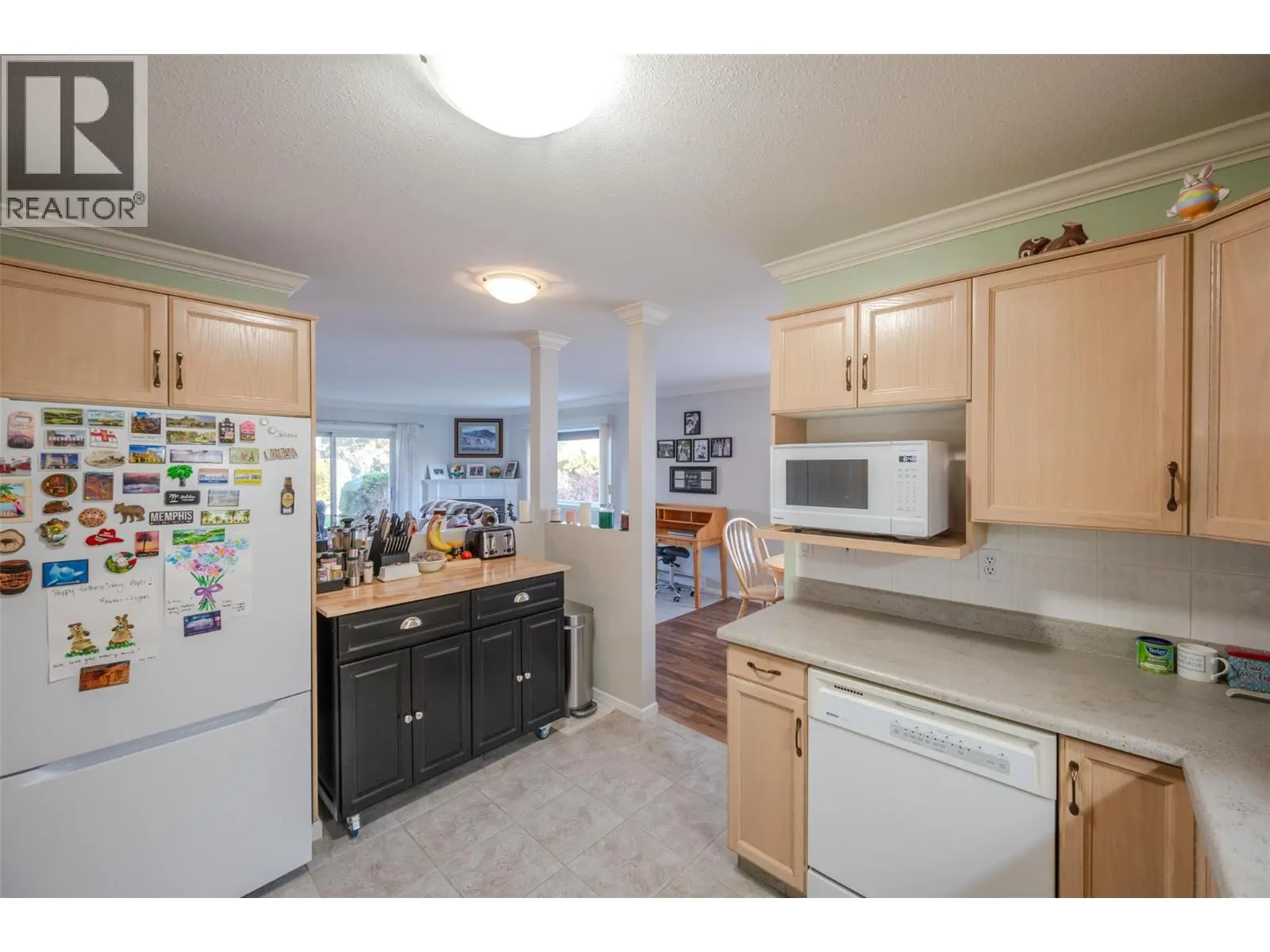8907 Pineo Court Unit# 108