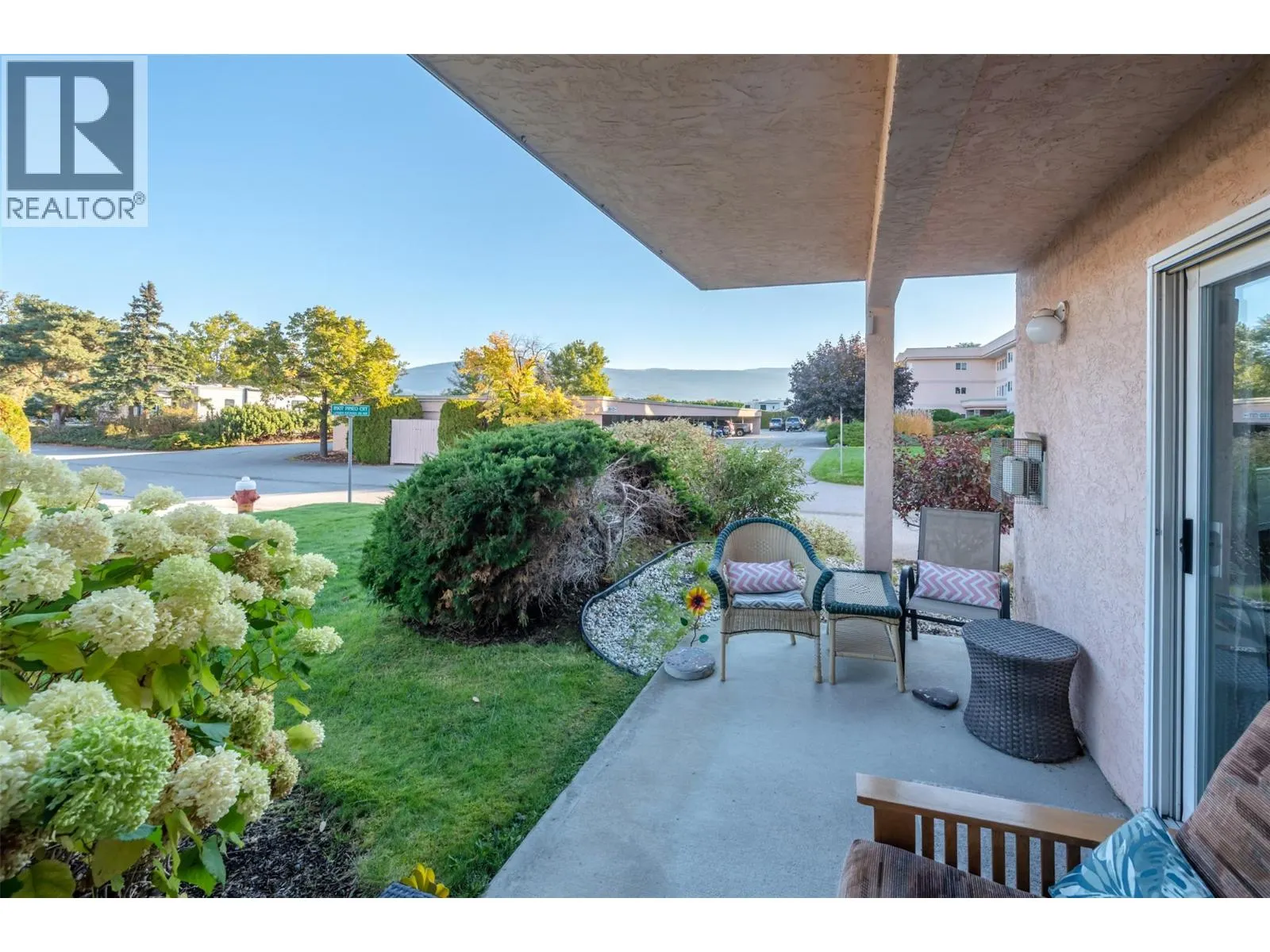 8907 Pineo Court Unit# 108