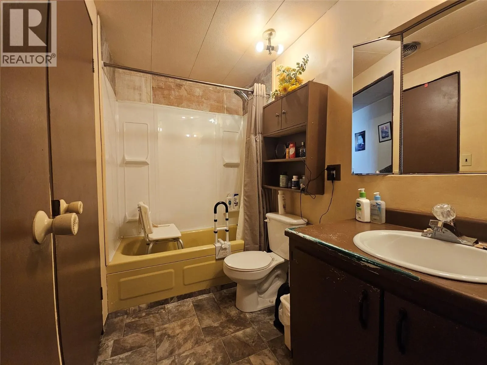 916 Airport Road Unit# 27