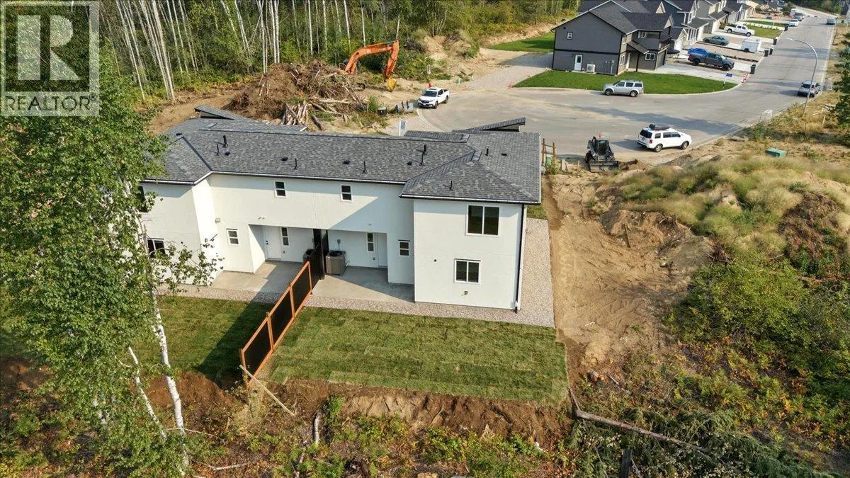 3732 Toba Road