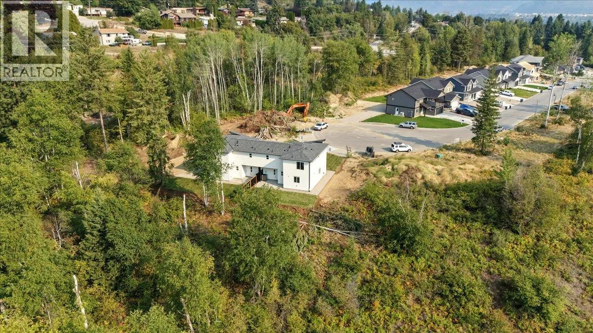 3732 Toba Road
