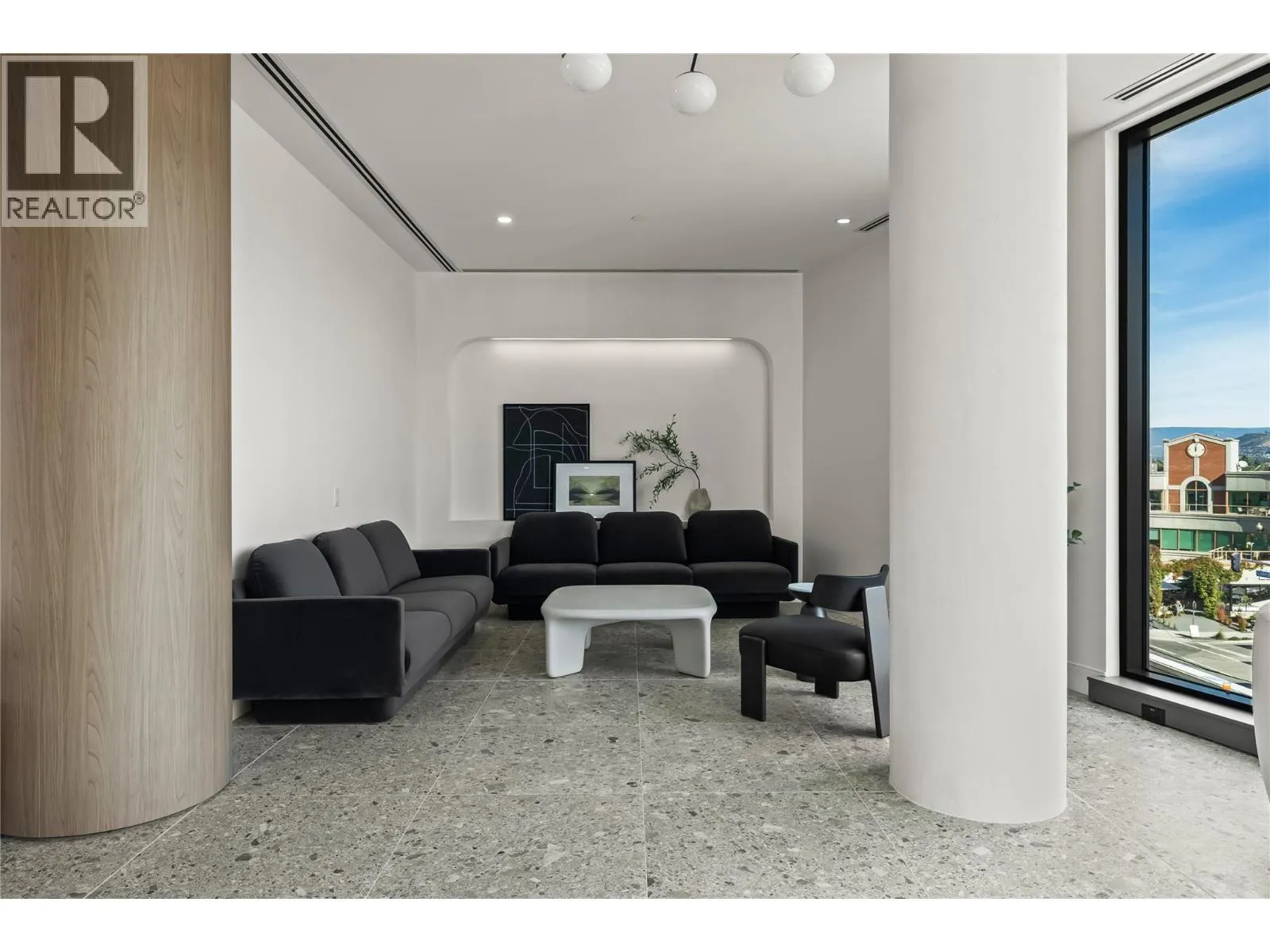 3340 Lakeshore Drive Unit# 306