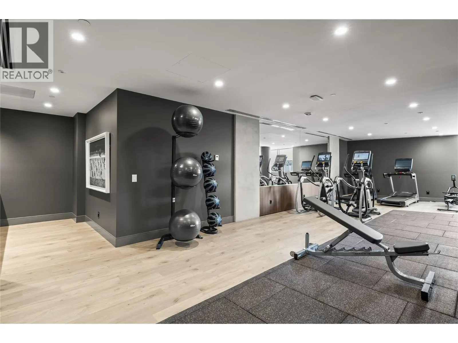 3340 Lakeshore Drive Unit# 306