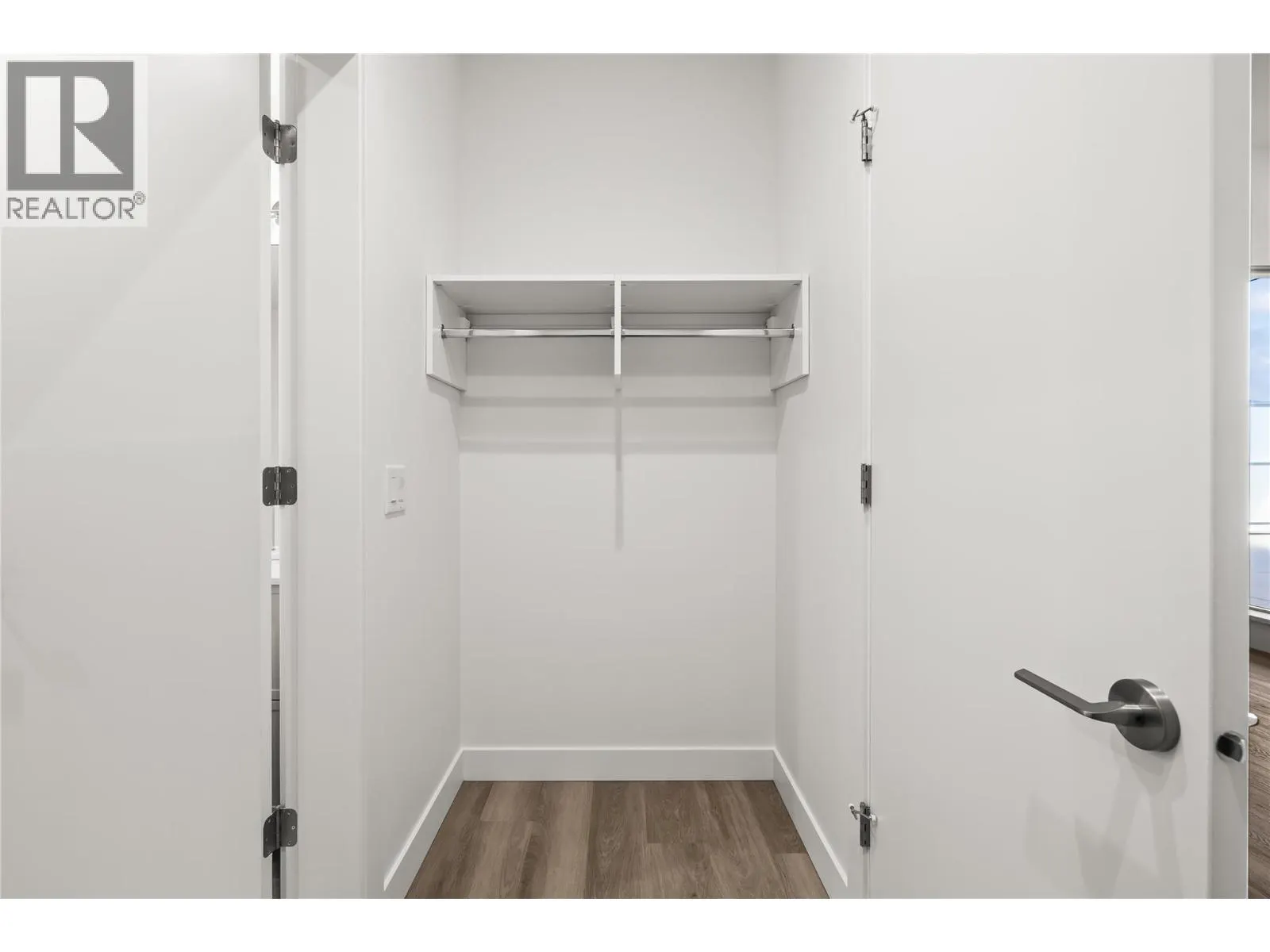 3340 Lakeshore Drive Unit# 306