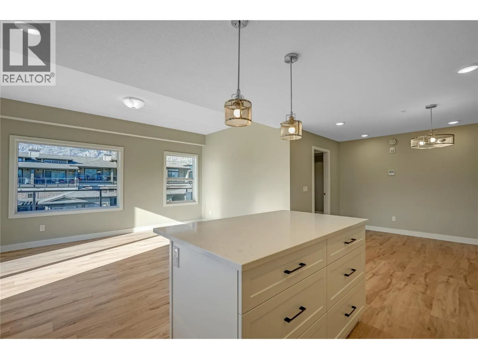 5640 51st Street Unit# 406