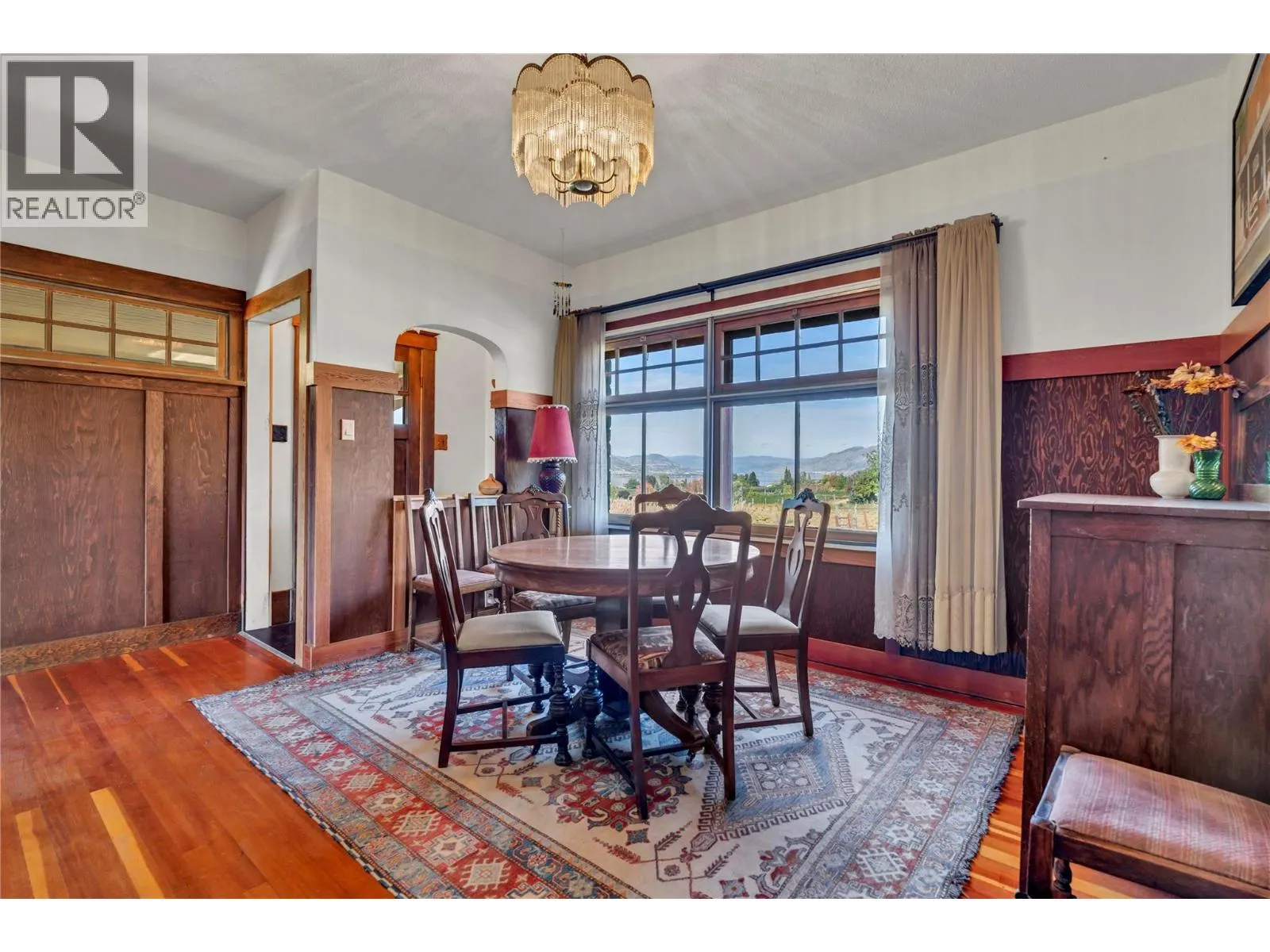 235 Middle Bench Road N