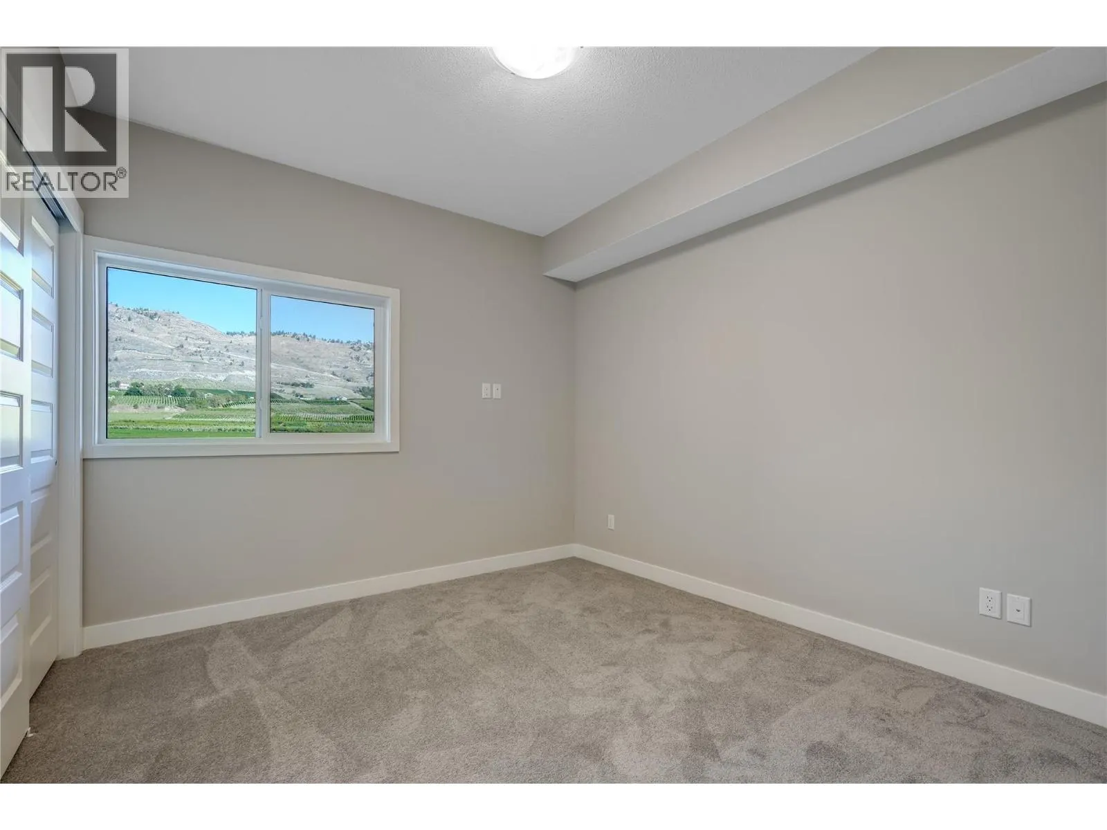 5640 51st Street Unit# 407
