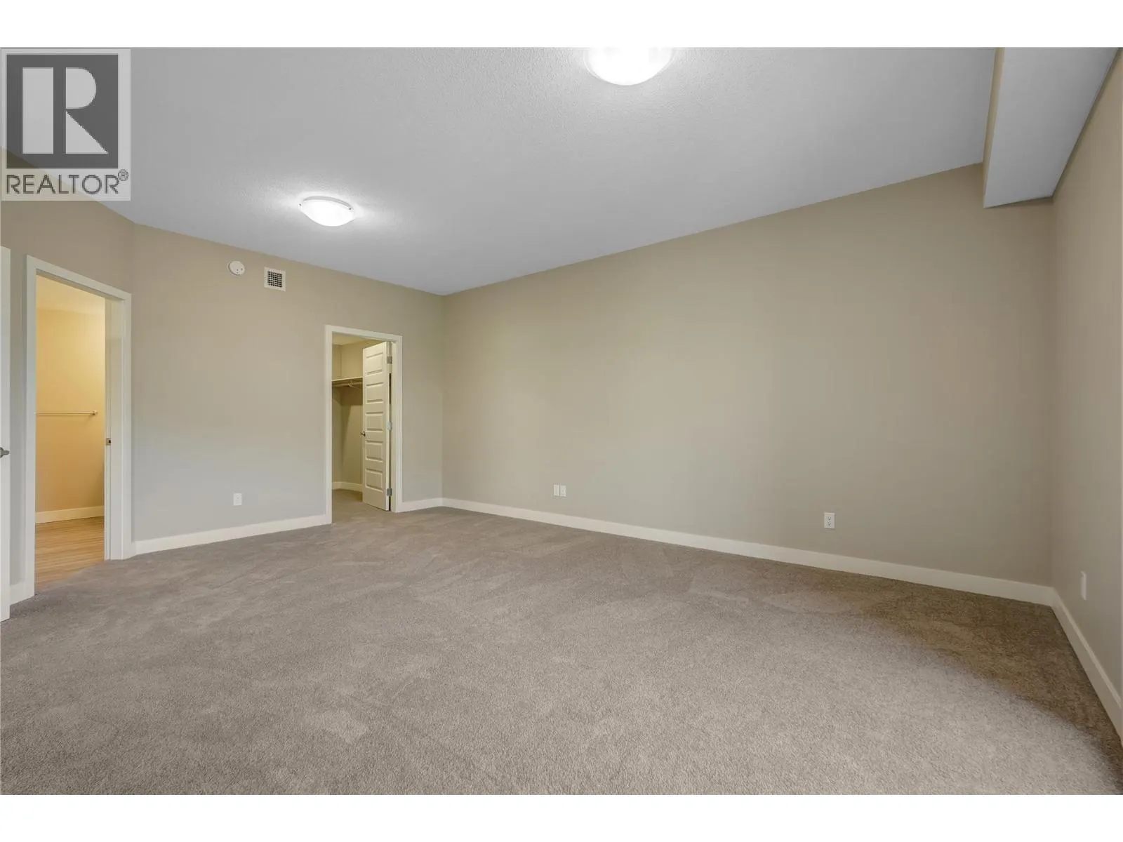5640 51st Street Unit# 407