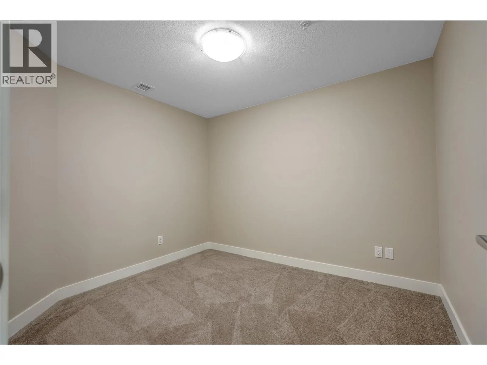 5640 51st Street Unit# 408