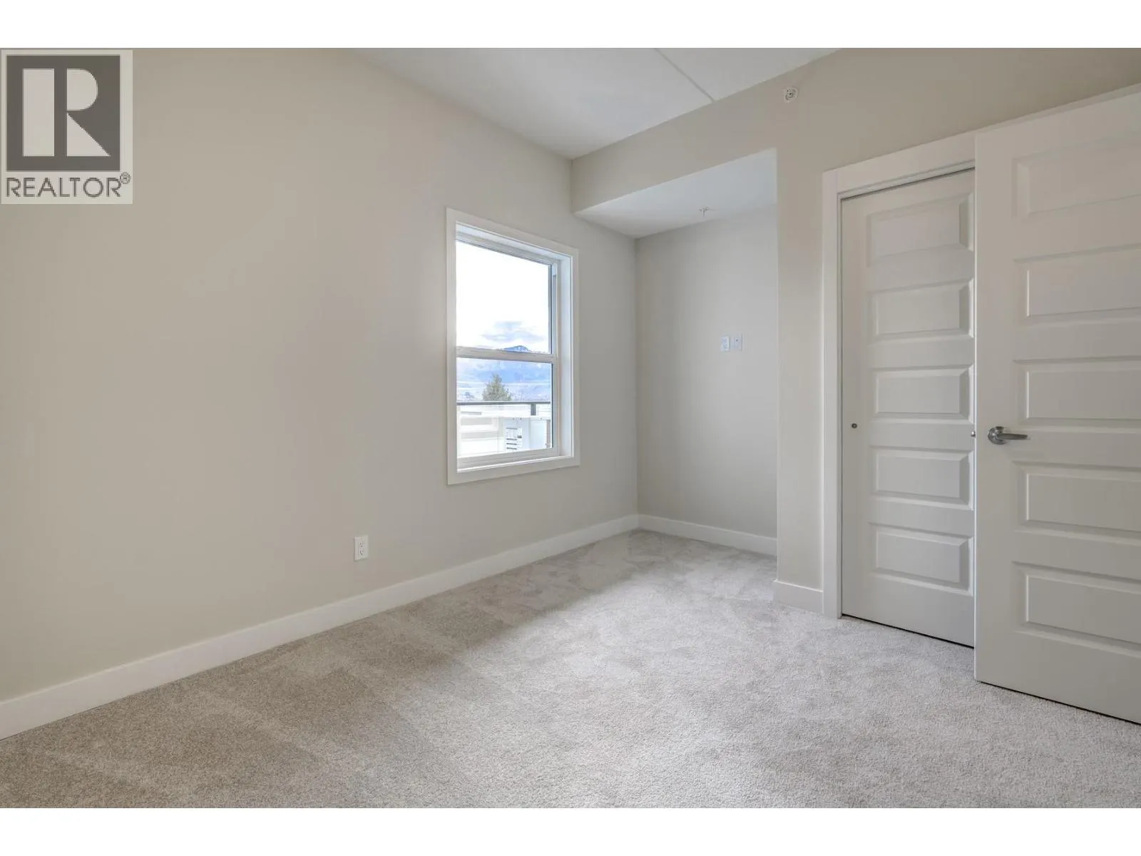 5620 51st Street Unit# 307