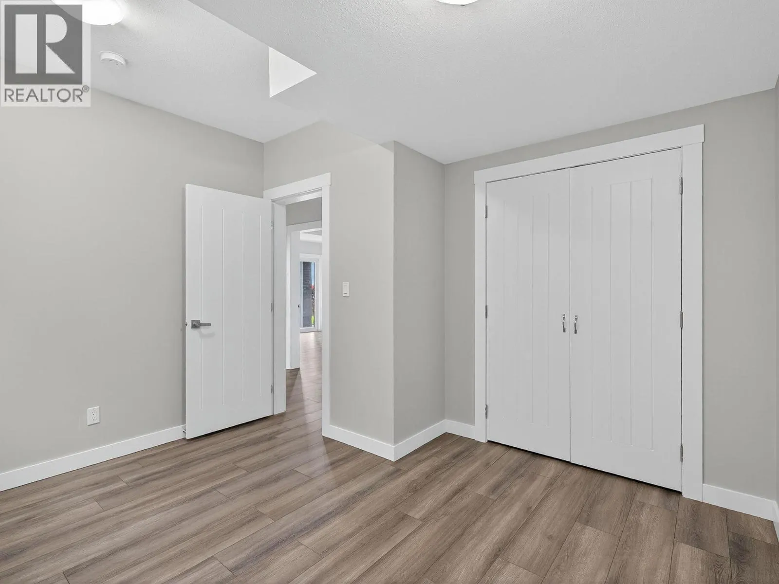 1534 Gregory Road