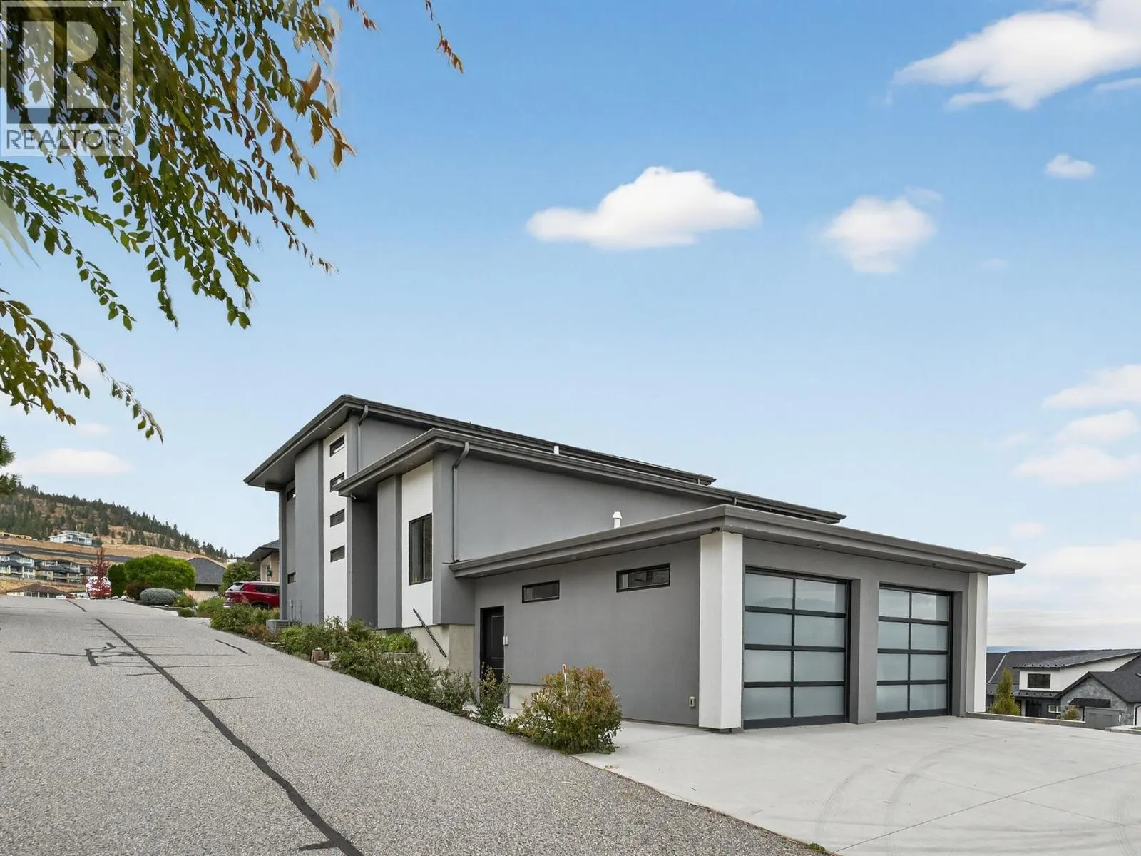 1534 Gregory Road