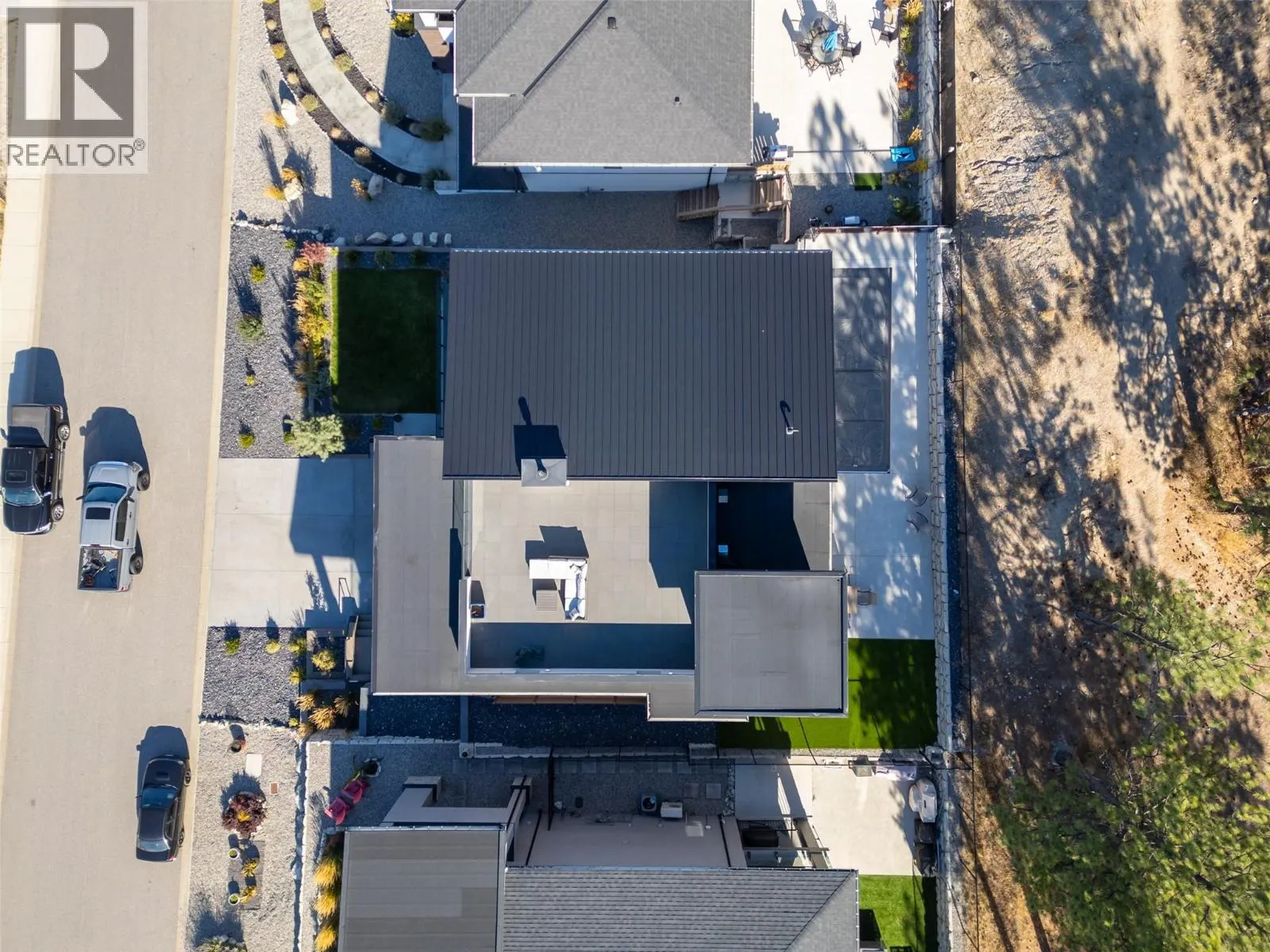 2776 Hawthorn Drive