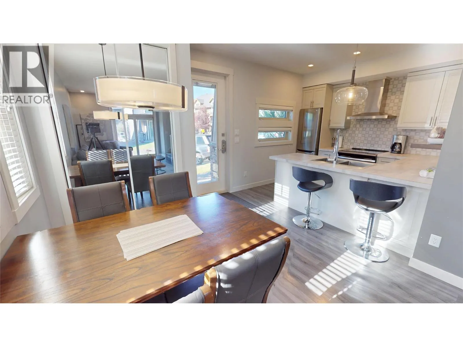 900 BIGHORN Boulevard Unit# 921