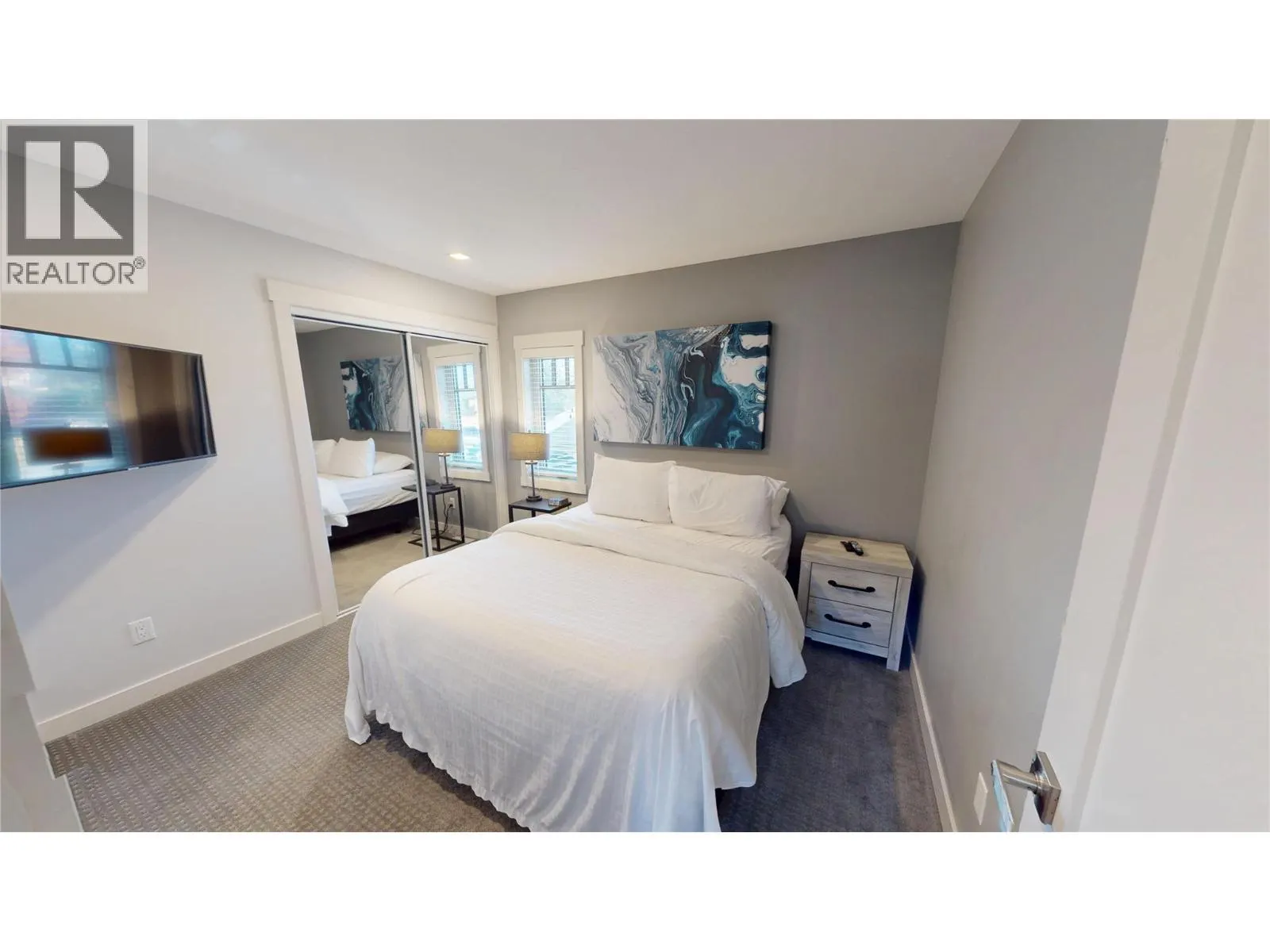 900 BIGHORN Boulevard Unit# 921